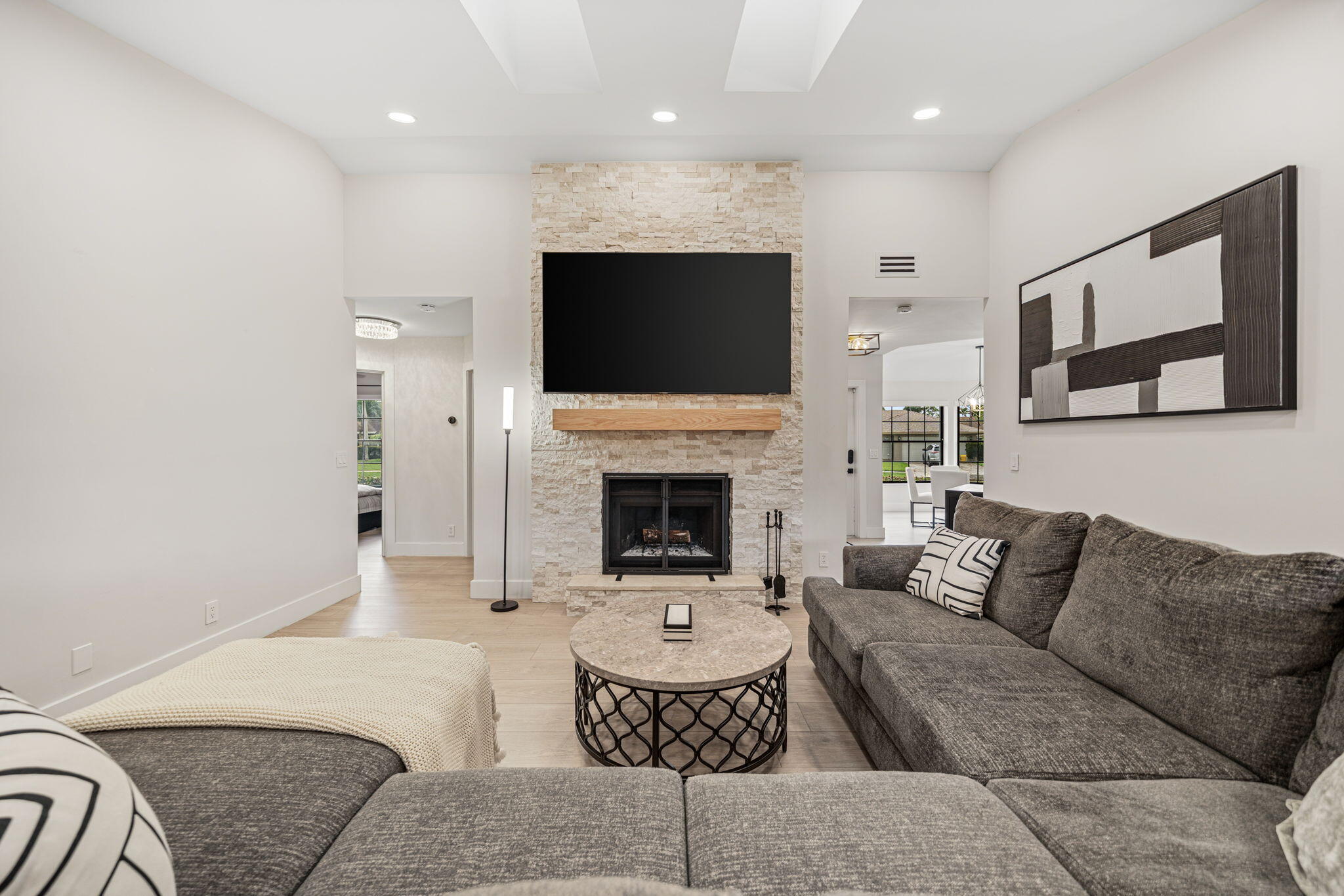 SUGAR POND MANOR OF WELLINGTON - Residential Lease