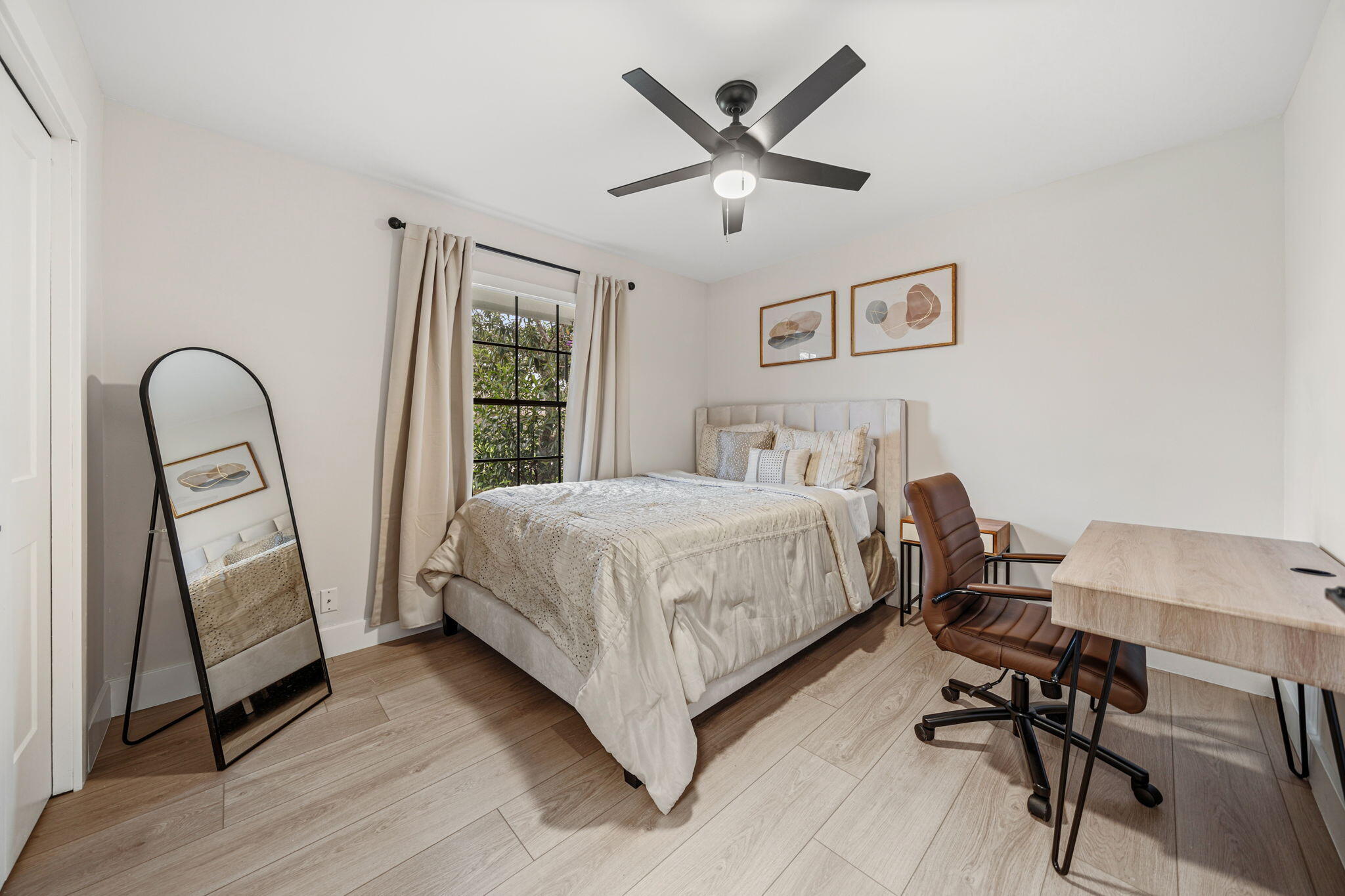 SUGAR POND MANOR OF WELLINGTON - Residential Lease