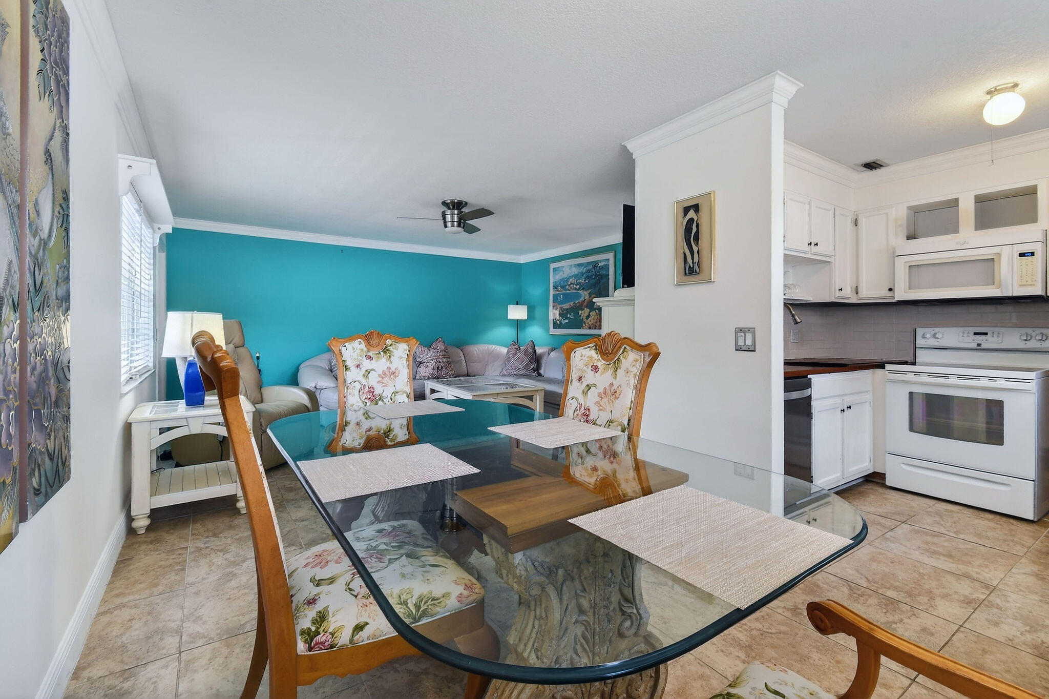 VISTA DEL LAGO CONDO - Residential