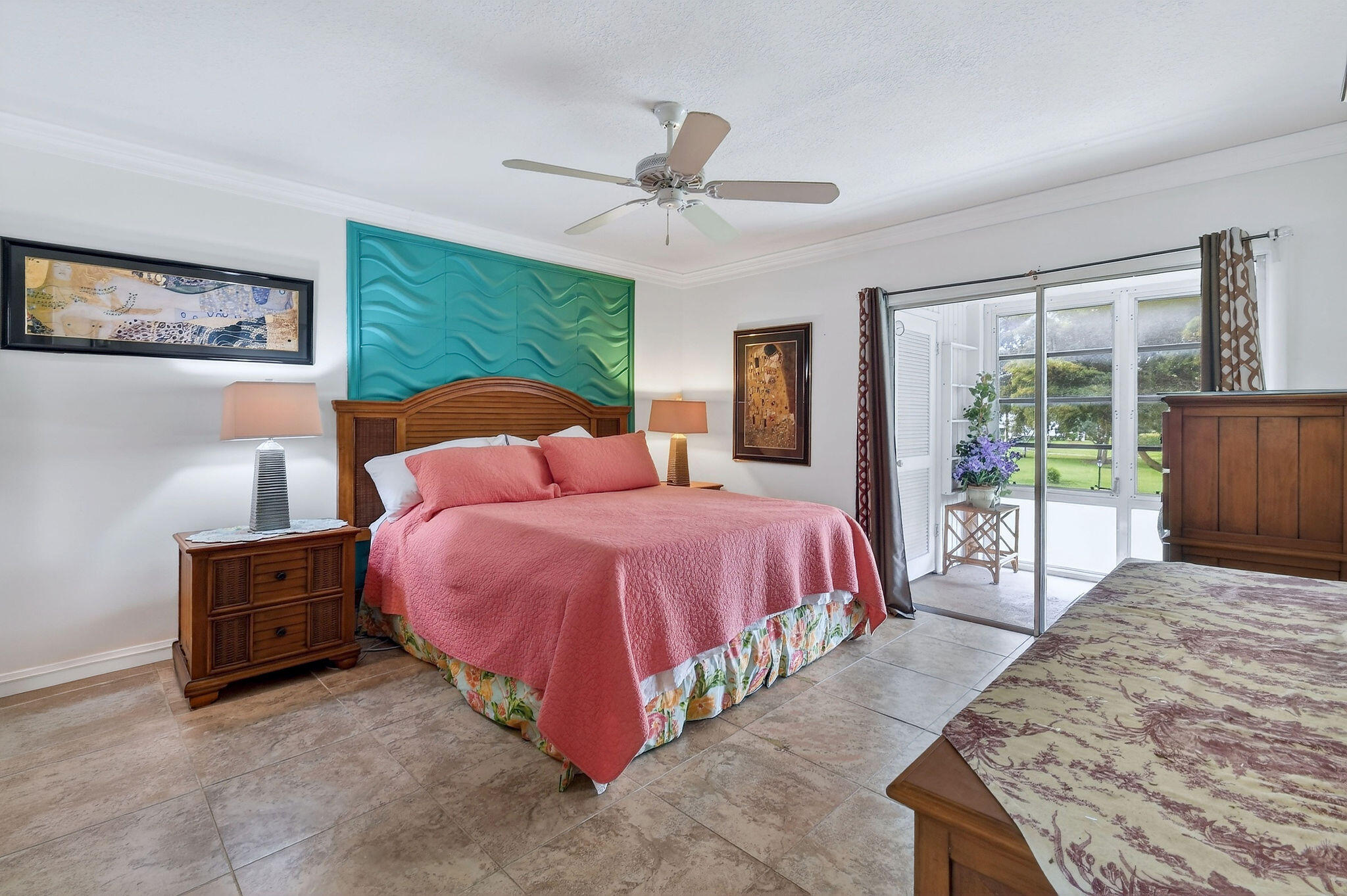 VISTA DEL LAGO CONDO - Residential