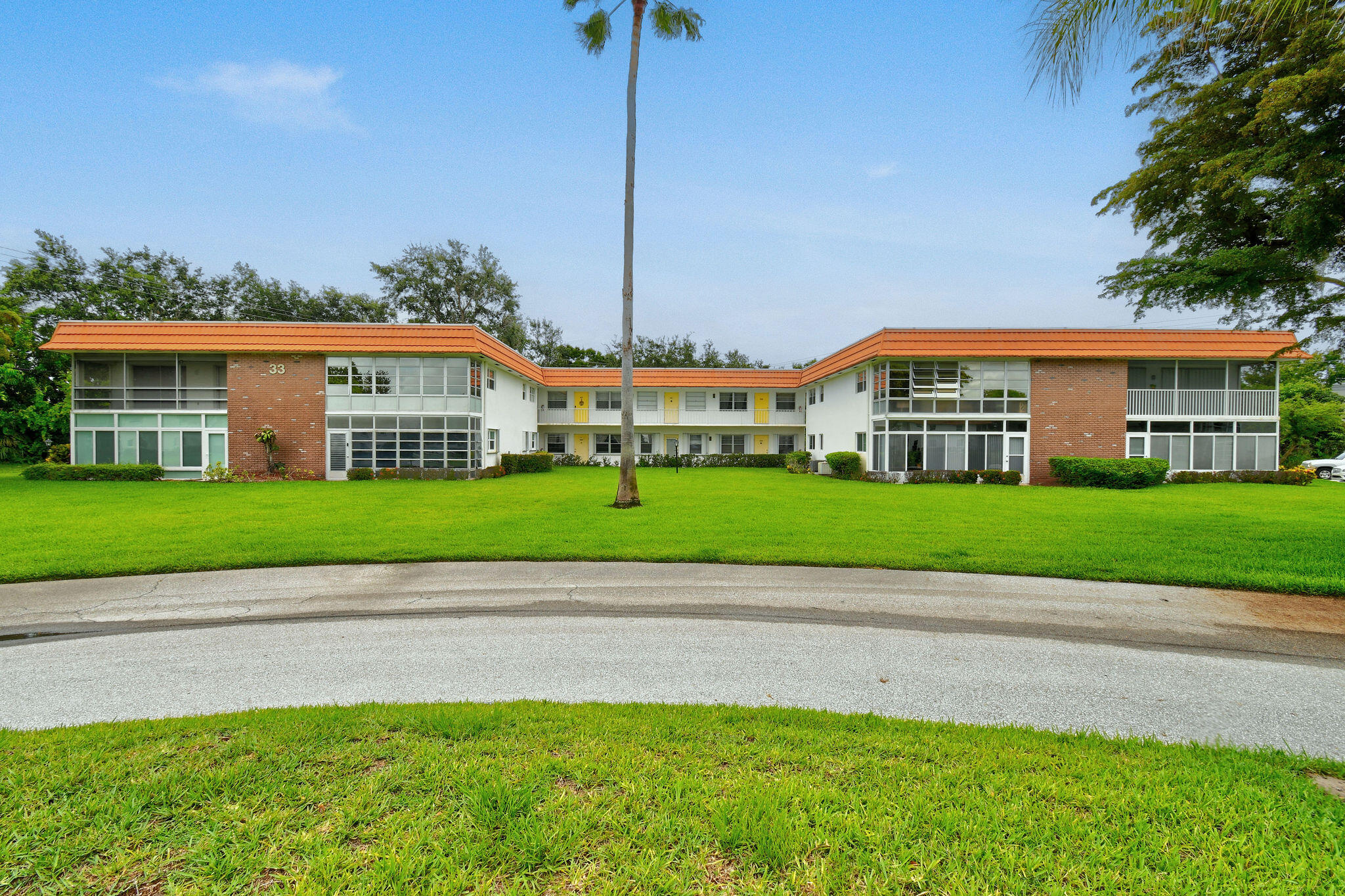 VISTA DEL LAGO CONDO - Residential