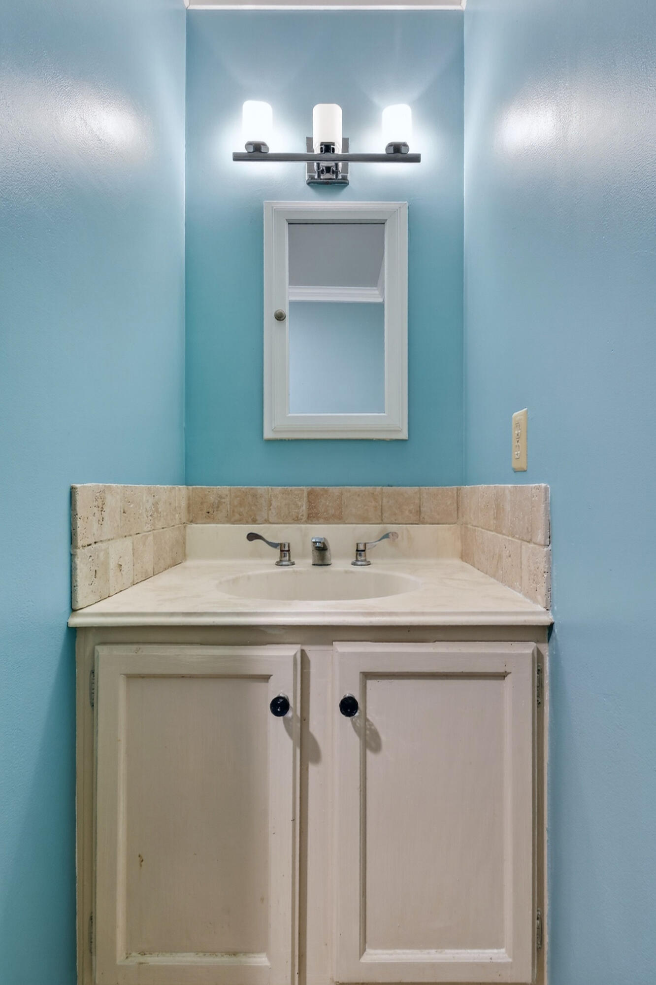 VISTA DEL LAGO CONDO - Residential