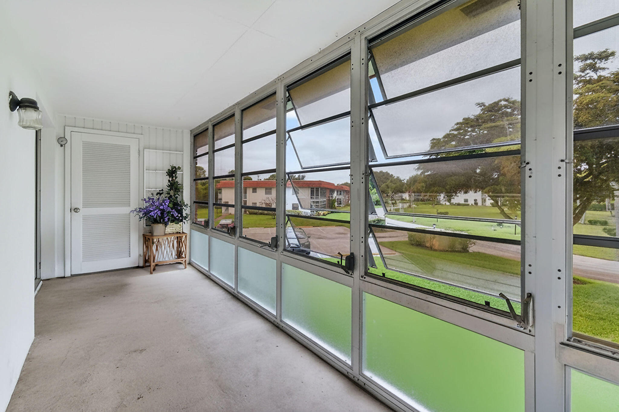 VISTA DEL LAGO CONDO - Residential