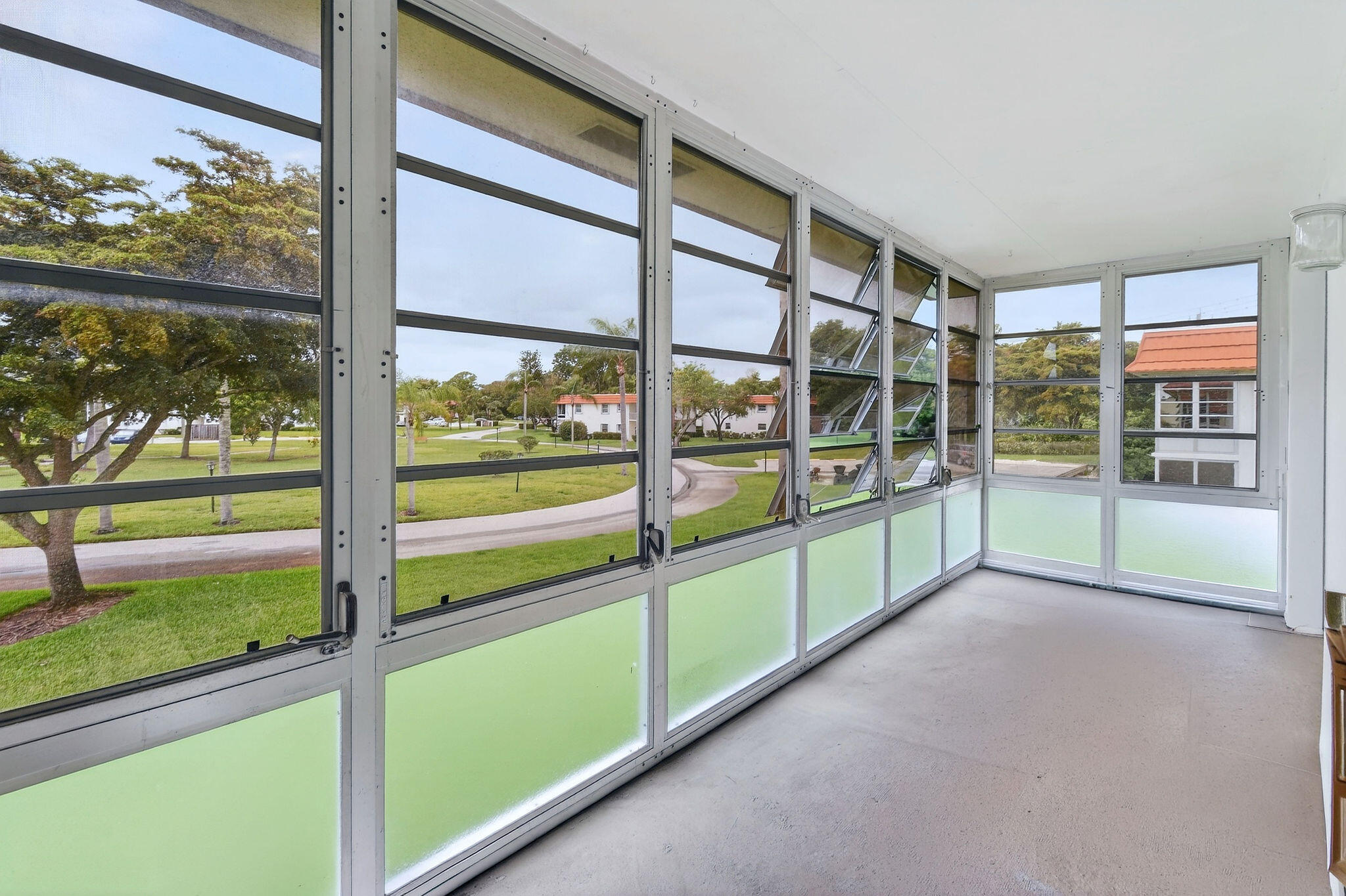 VISTA DEL LAGO CONDO - Residential