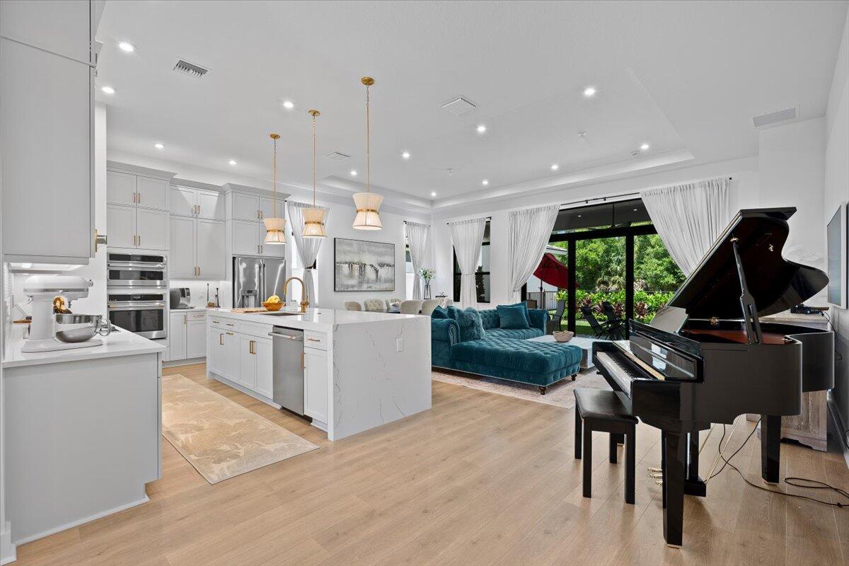 Cove Royale - Residential