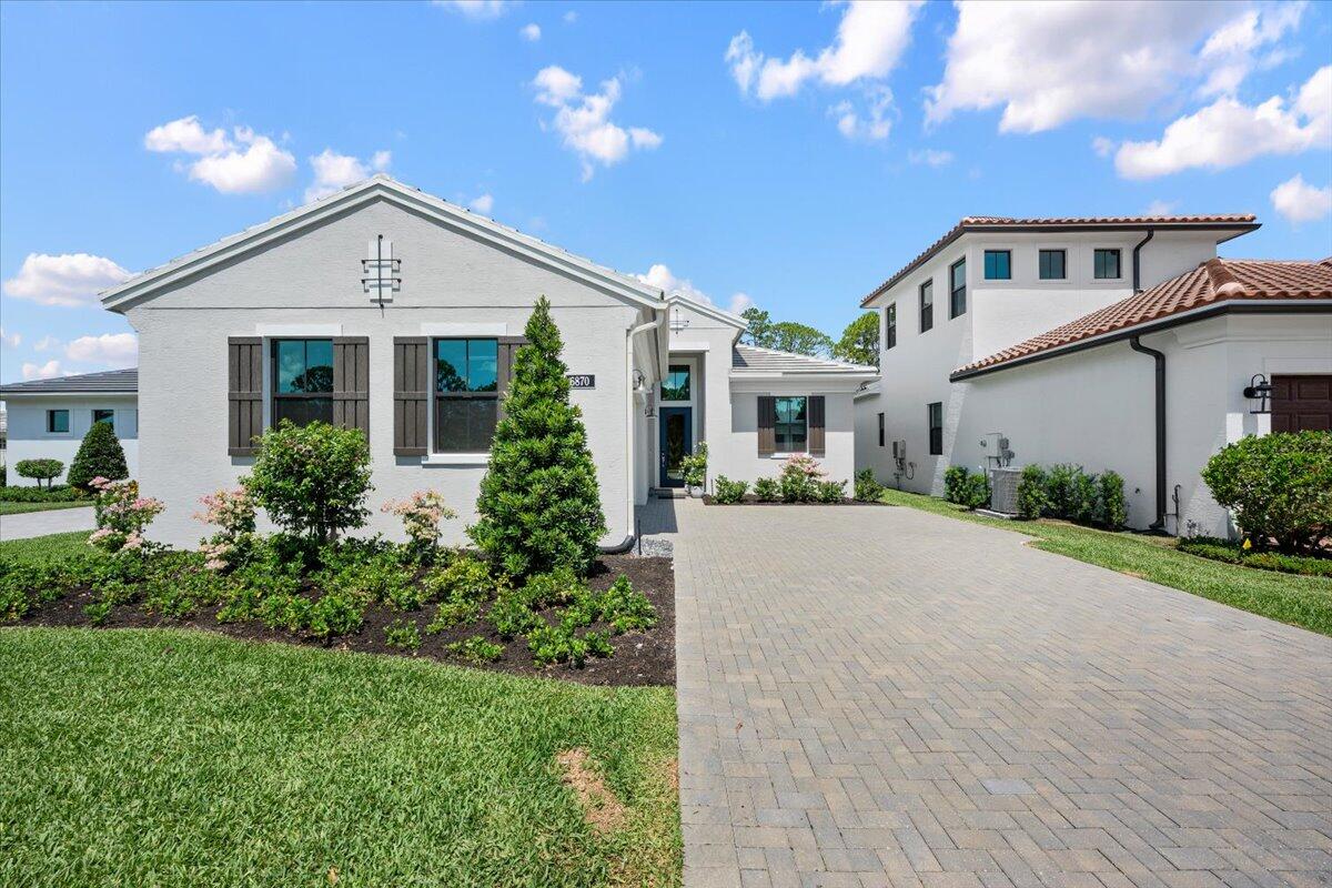 Cove Royale - Residential