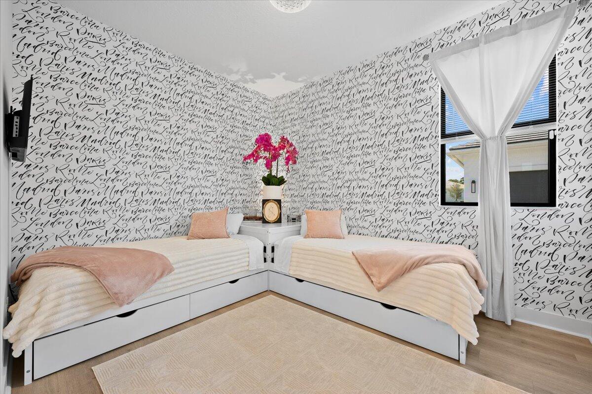 Cove Royale - Residential