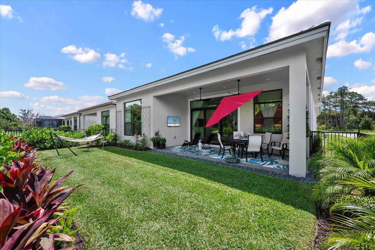 Cove Royale - Residential