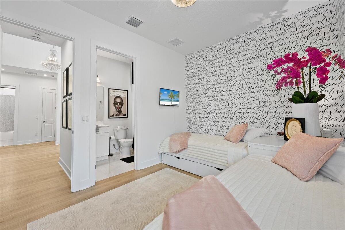 Cove Royale - Residential