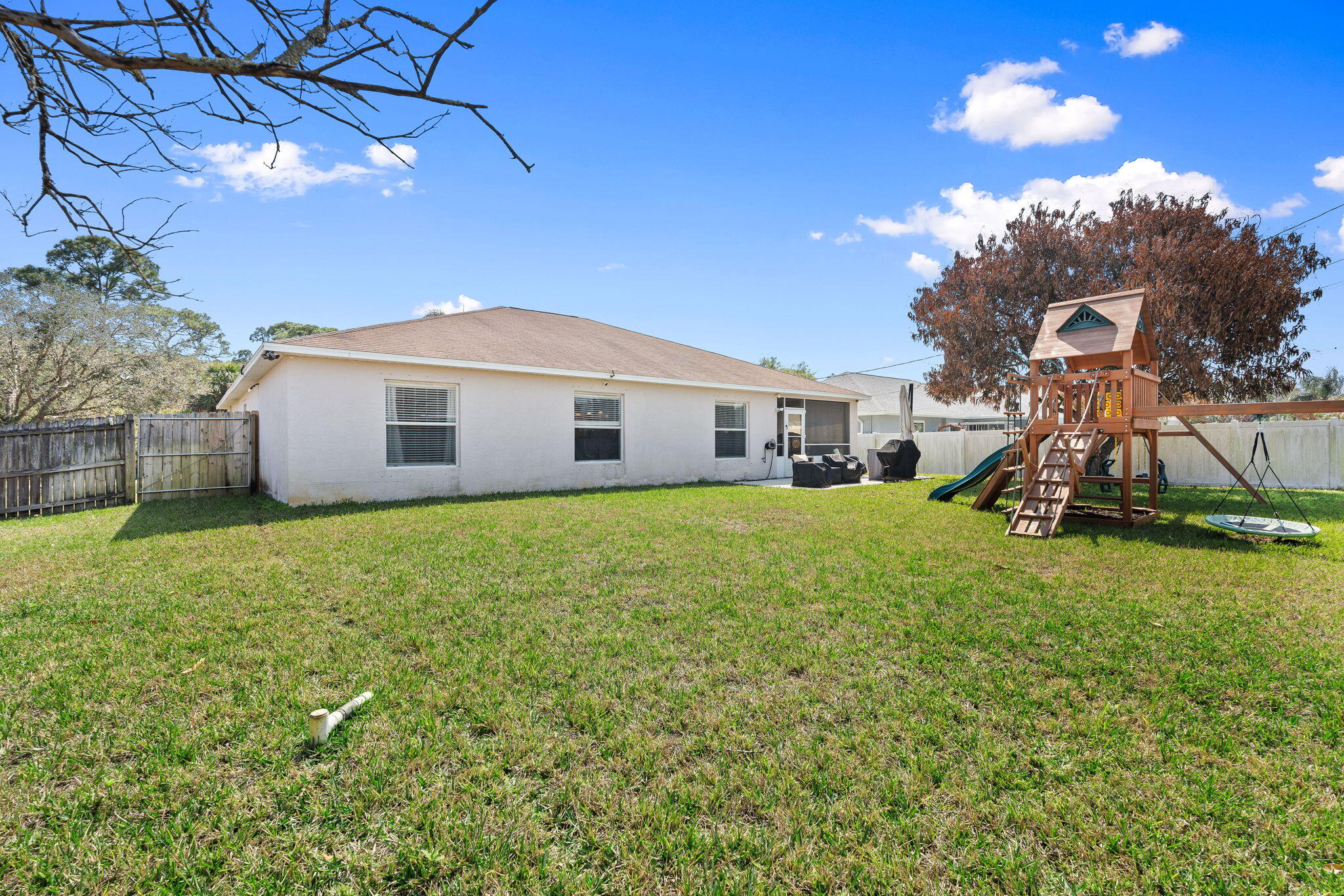 PORT ST LUCIE SECTION 11 - Residential