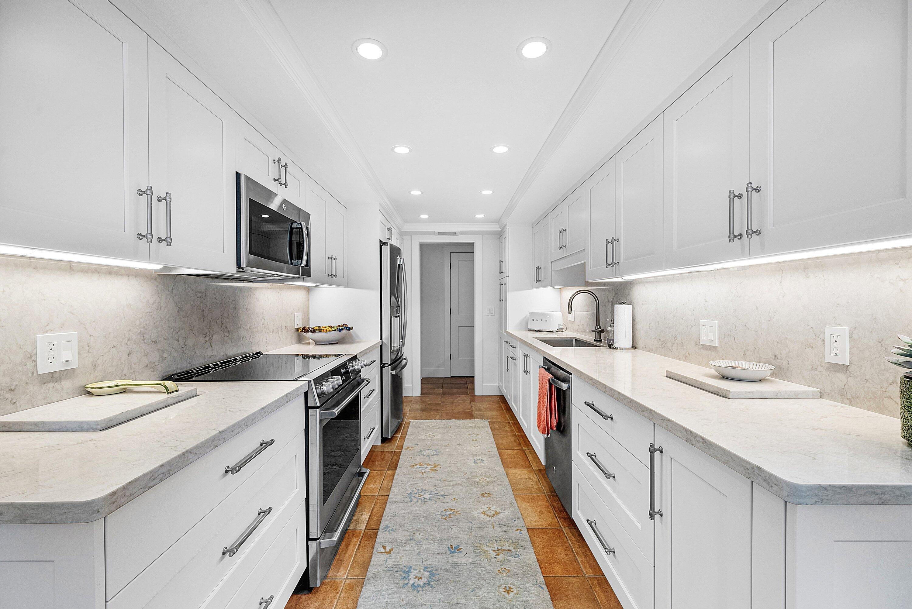 CARLTON PLACE CONDO - Residential