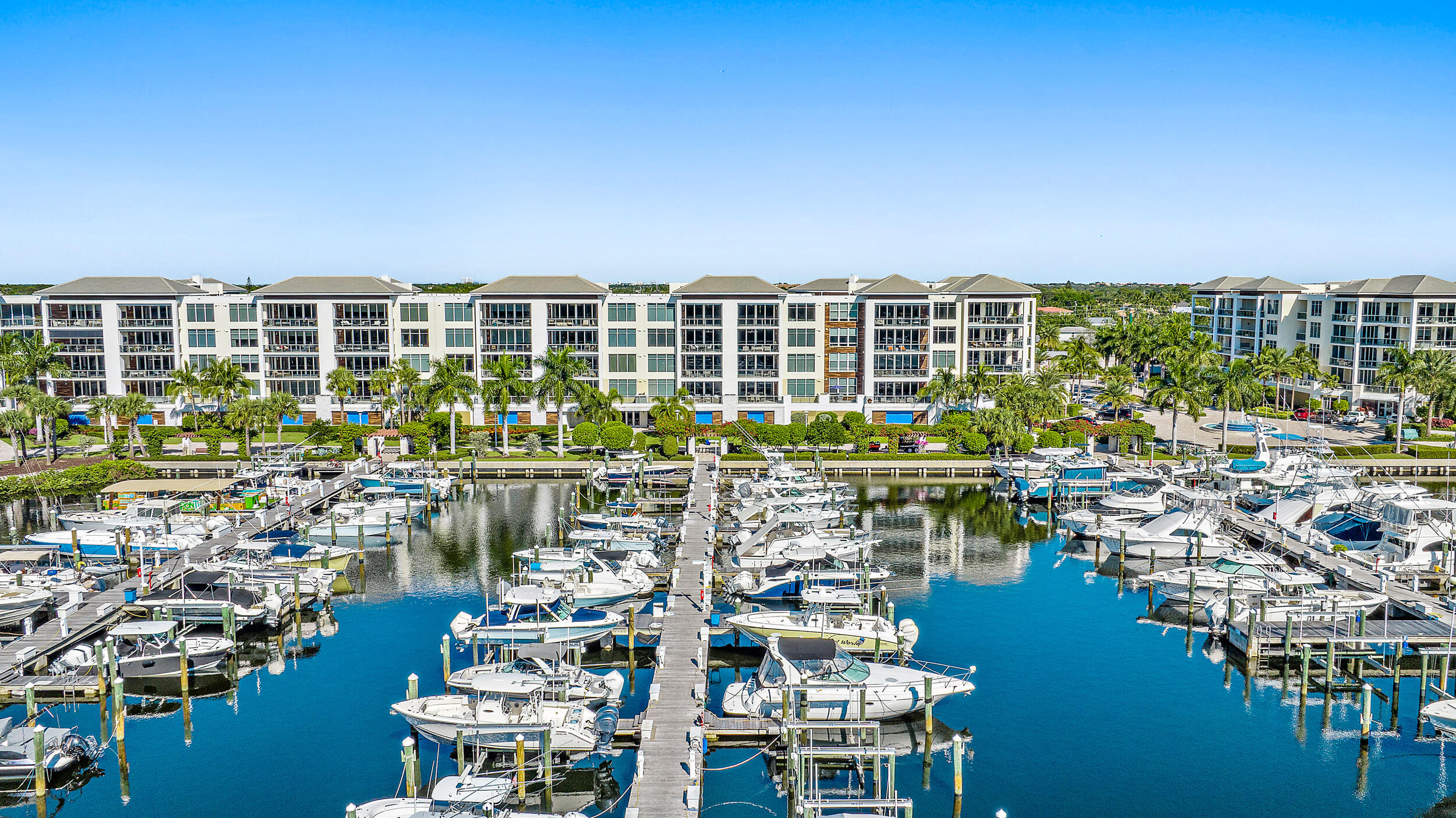 AZURE CONDO - Residential
