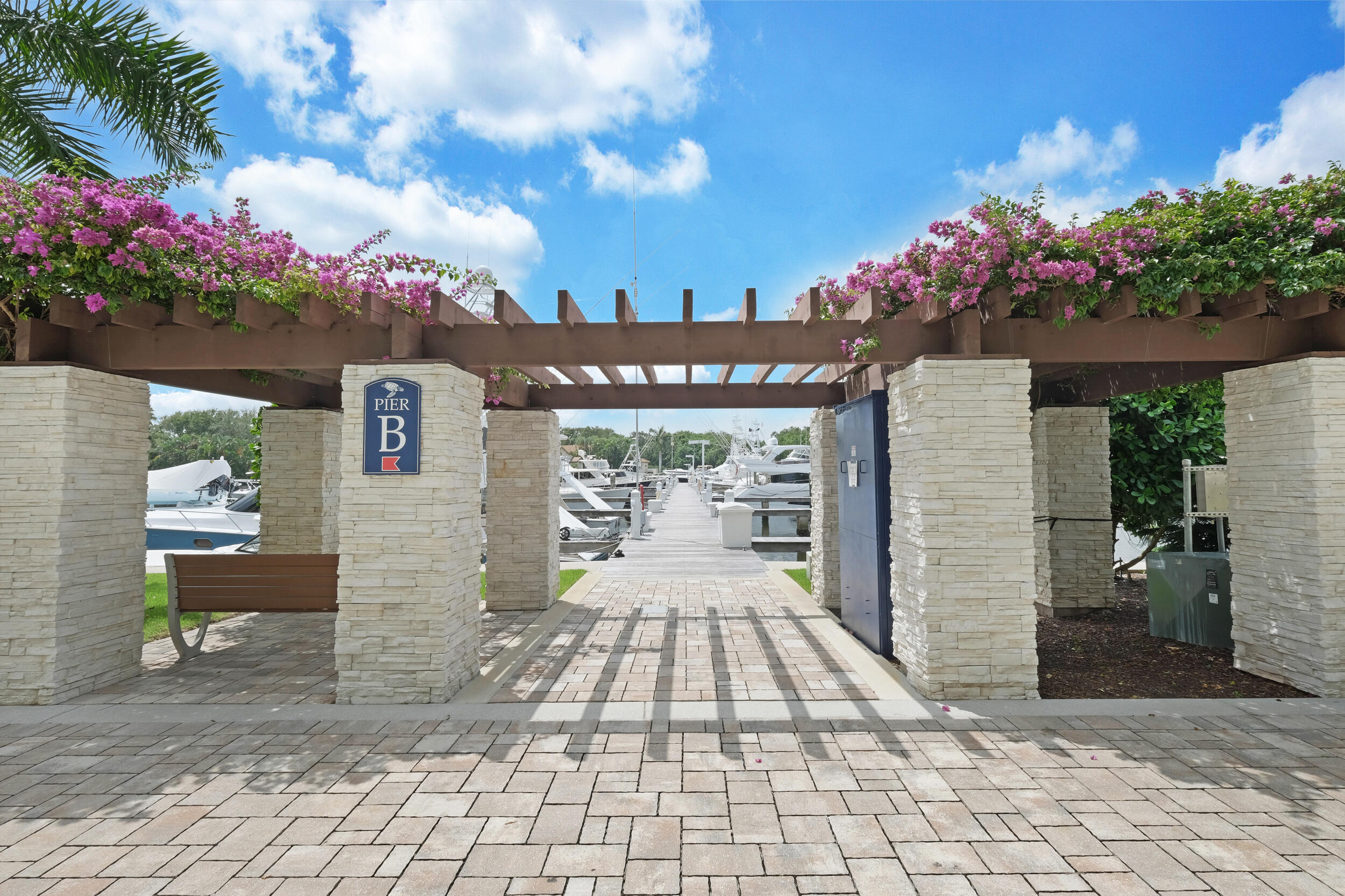 AZURE CONDO - Residential