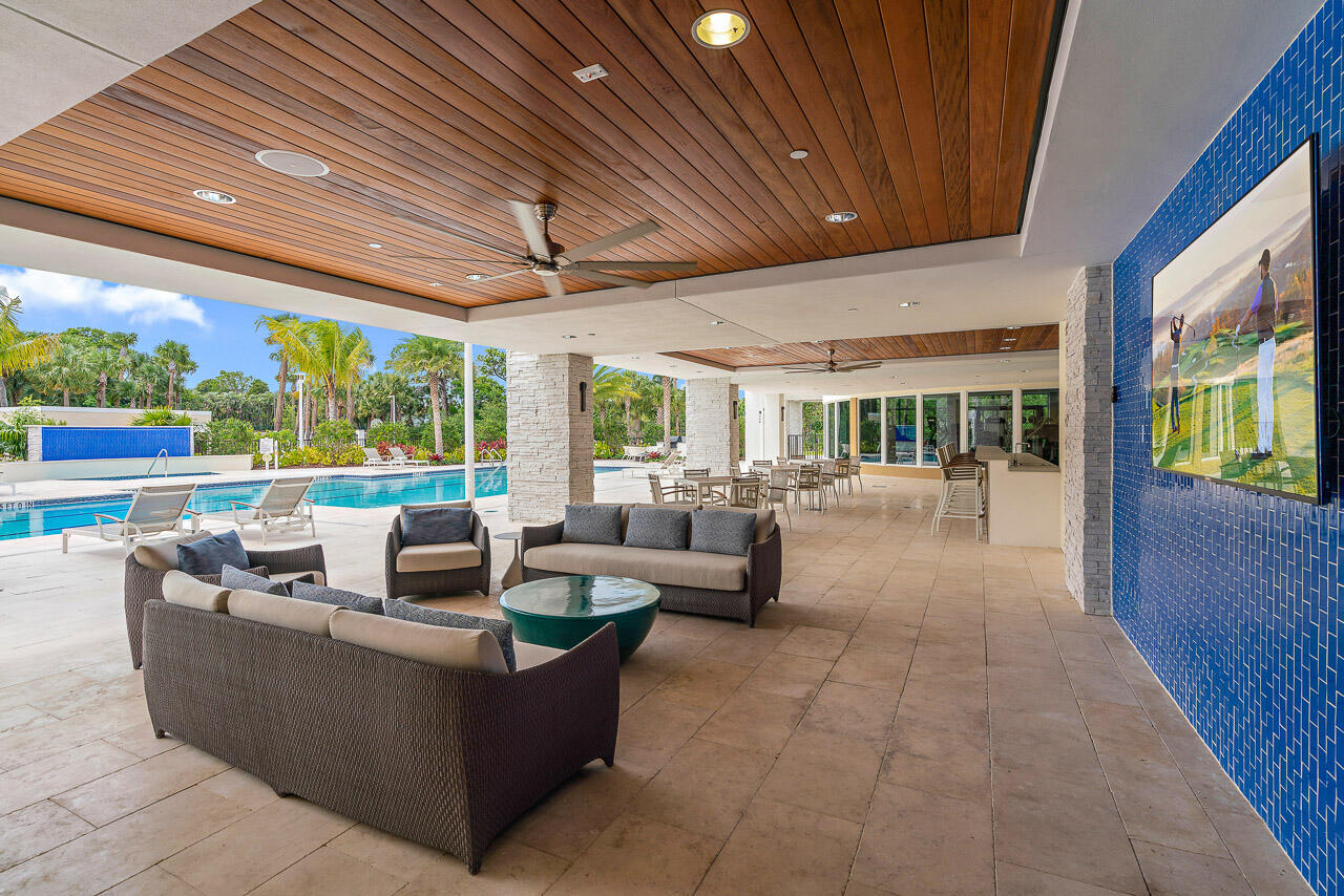 AZURE CONDO - Residential
