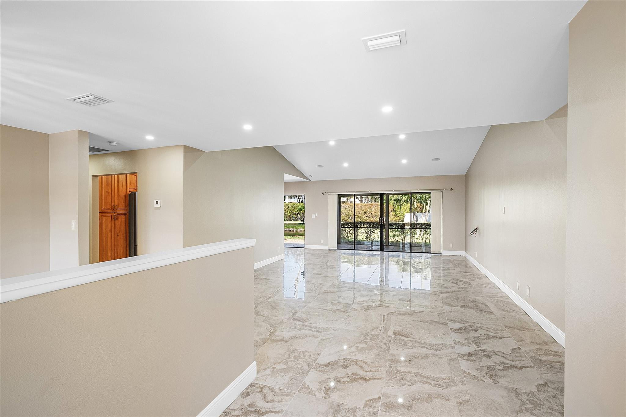 Camino Woods 02 - Residential