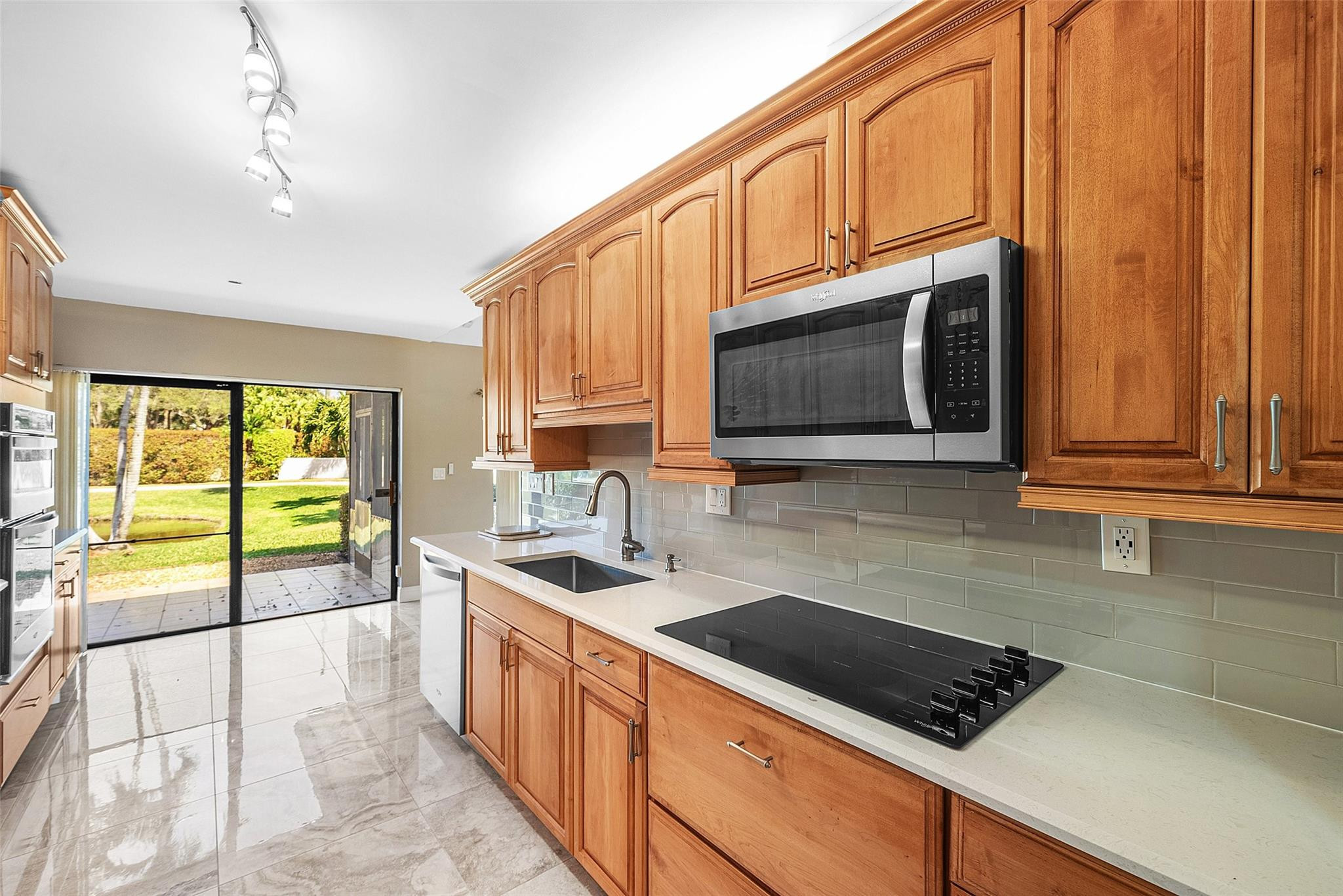 Camino Woods 02 - Residential