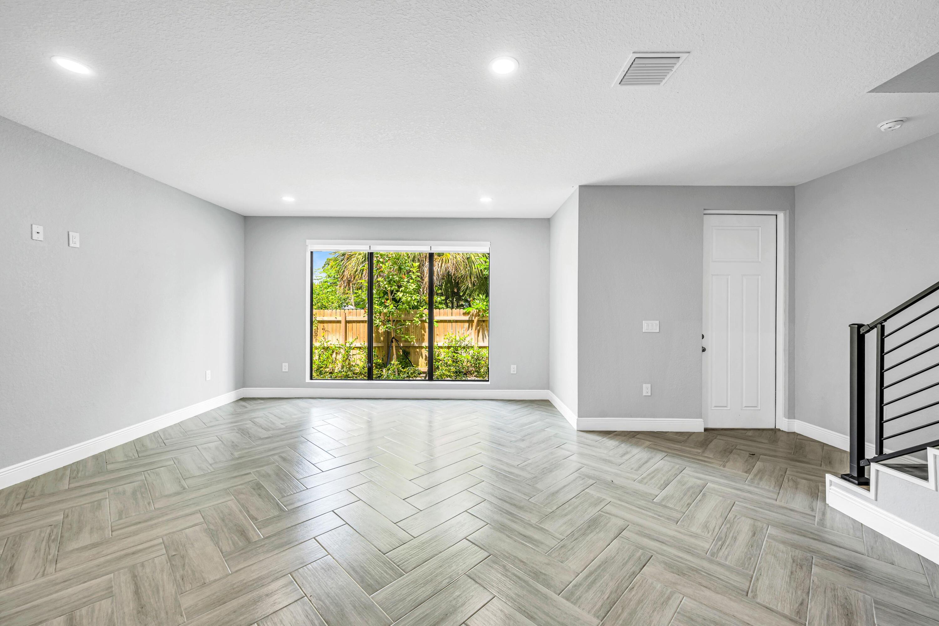 PROSPECT GARDENS - Residential Lease