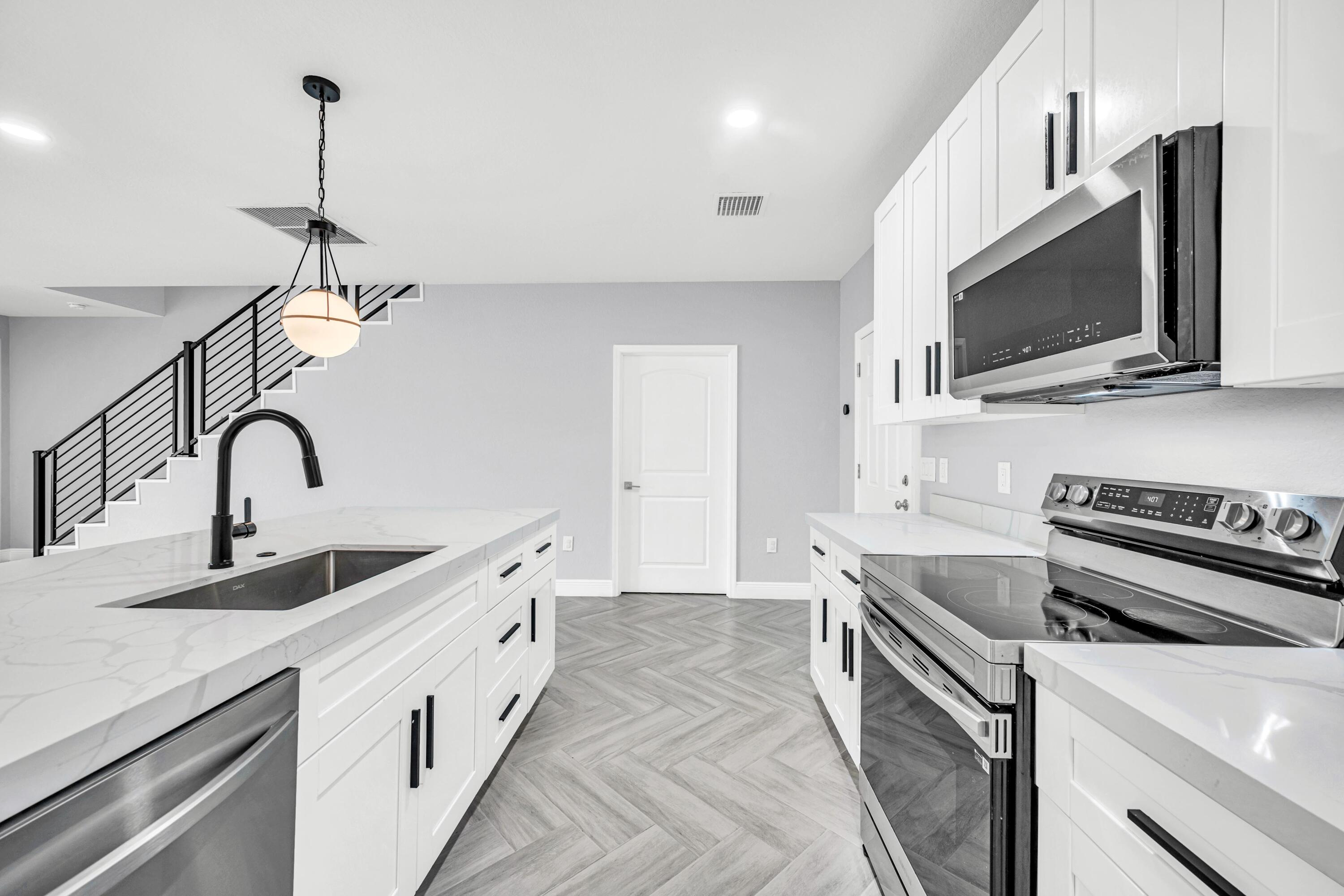 PROSPECT GARDENS - Residential Lease