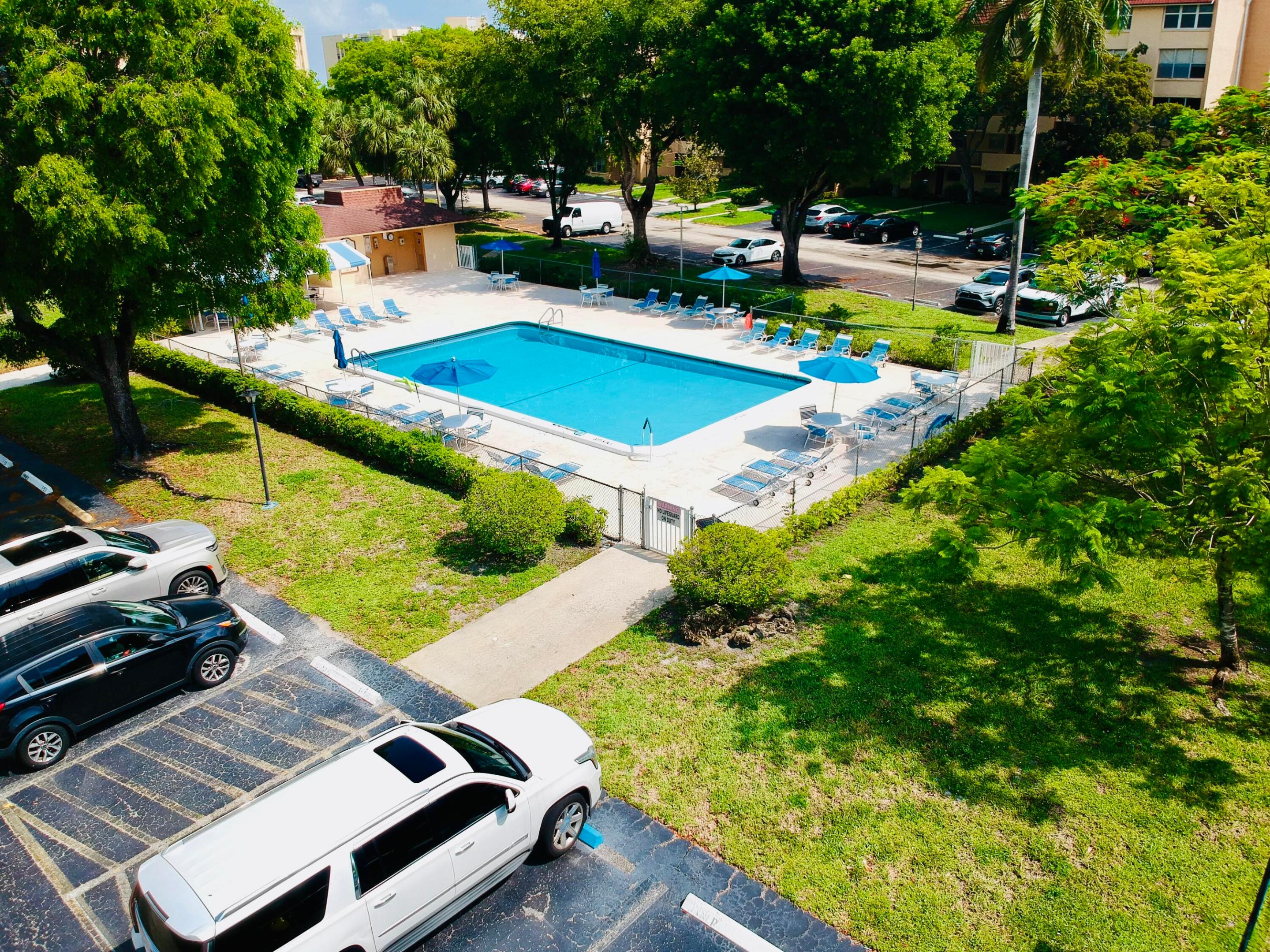CONDOMINIUM 1 OF ENVIRON II - Residential