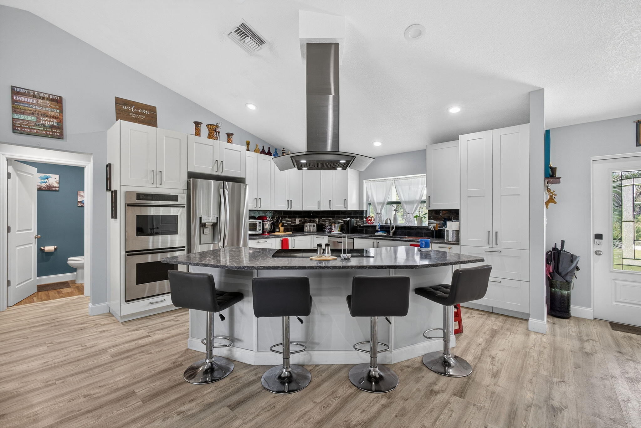 LOXAHATCHEE GROVES - Residential