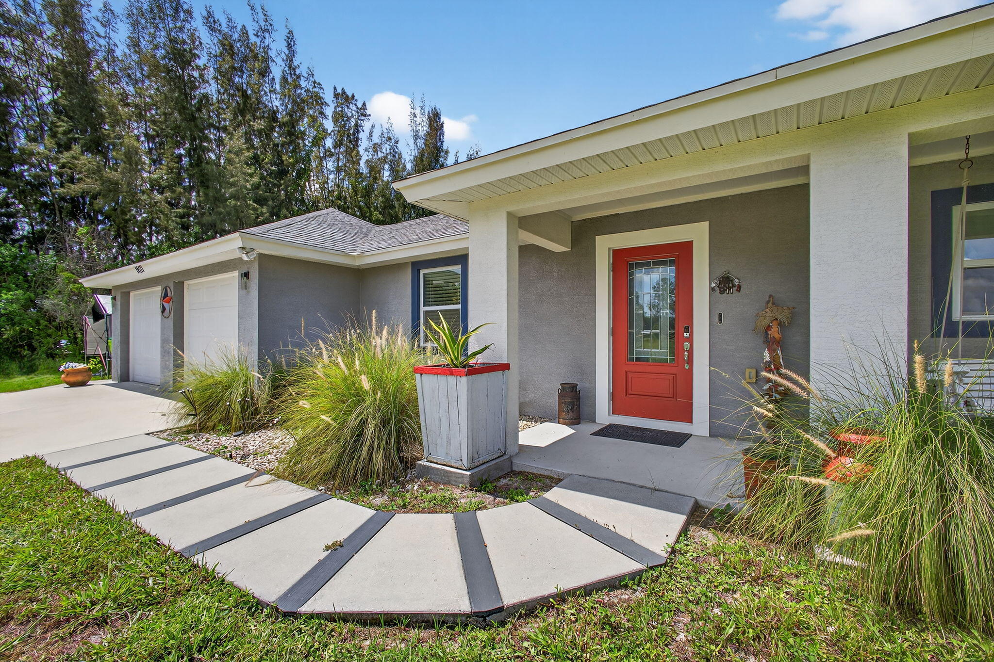 LOXAHATCHEE GROVES - Residential
