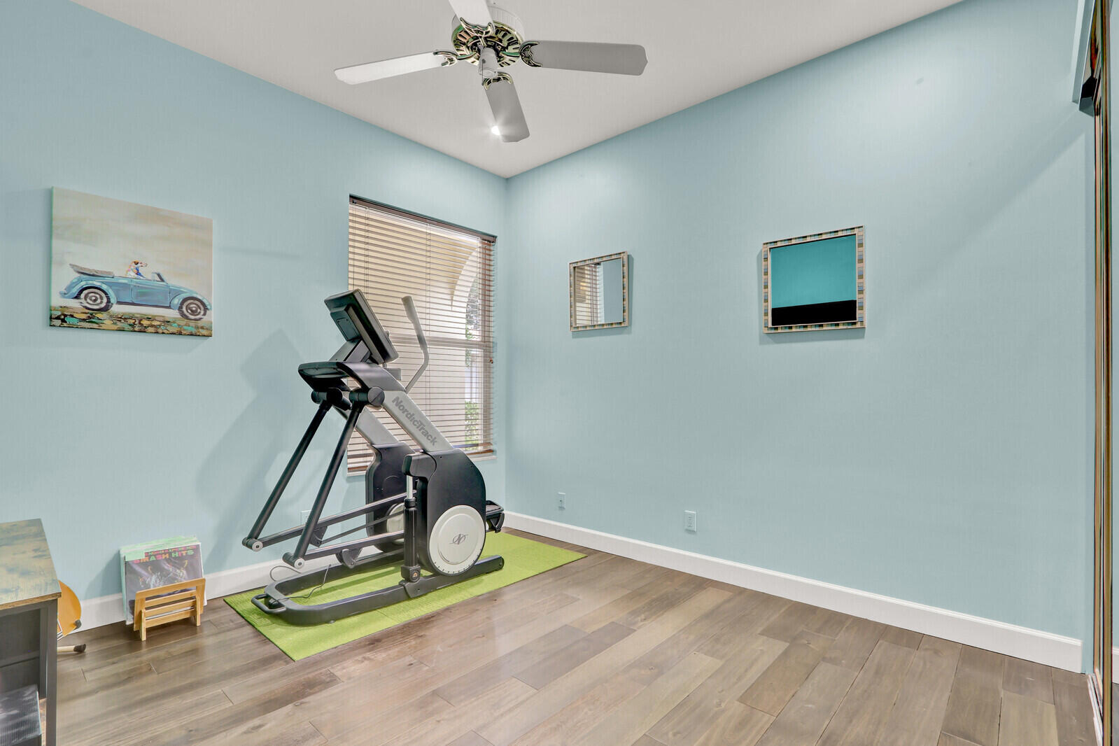 HAMPTONS AT MAPLEWOOD - Residential