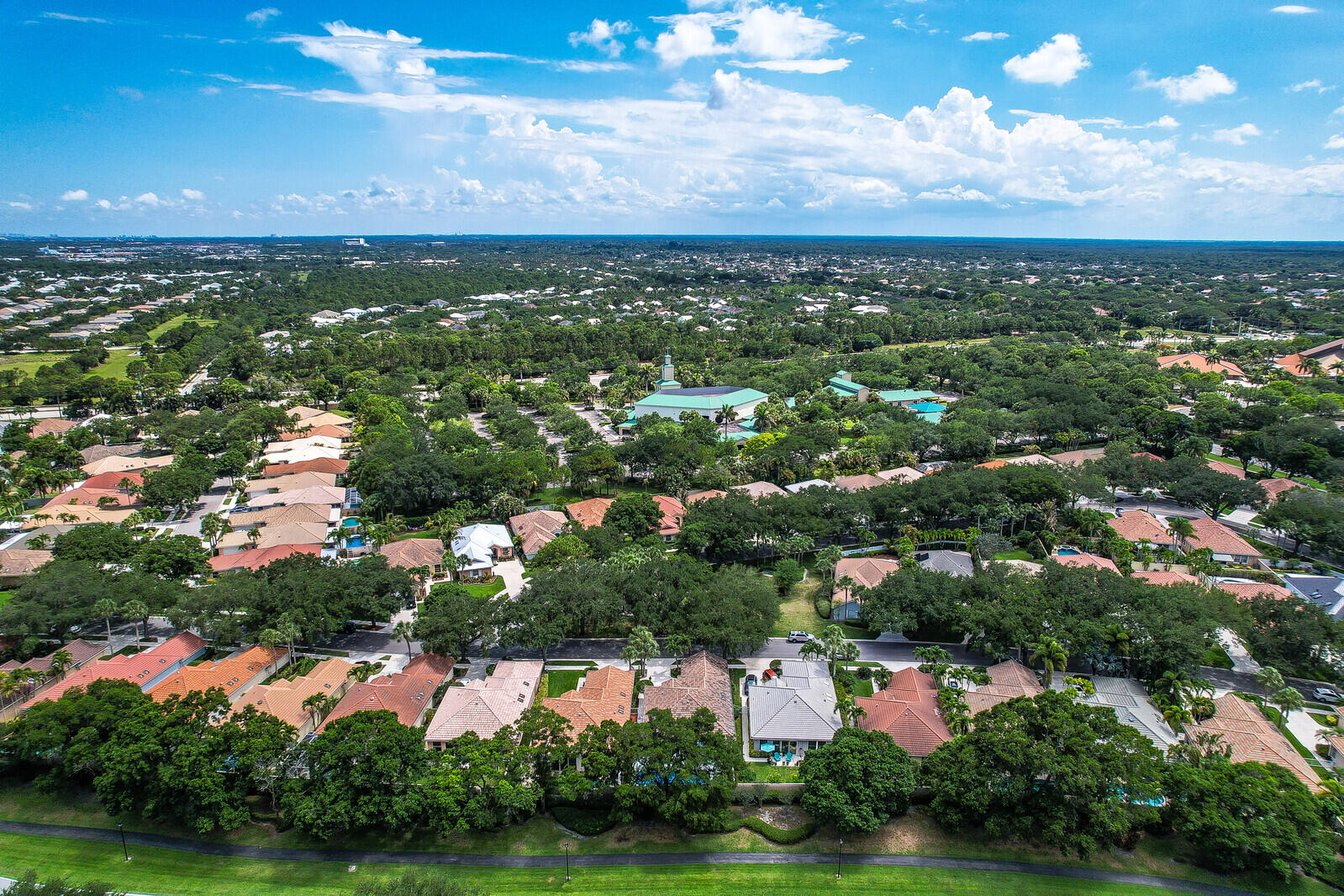HAMPTONS AT MAPLEWOOD - Residential
