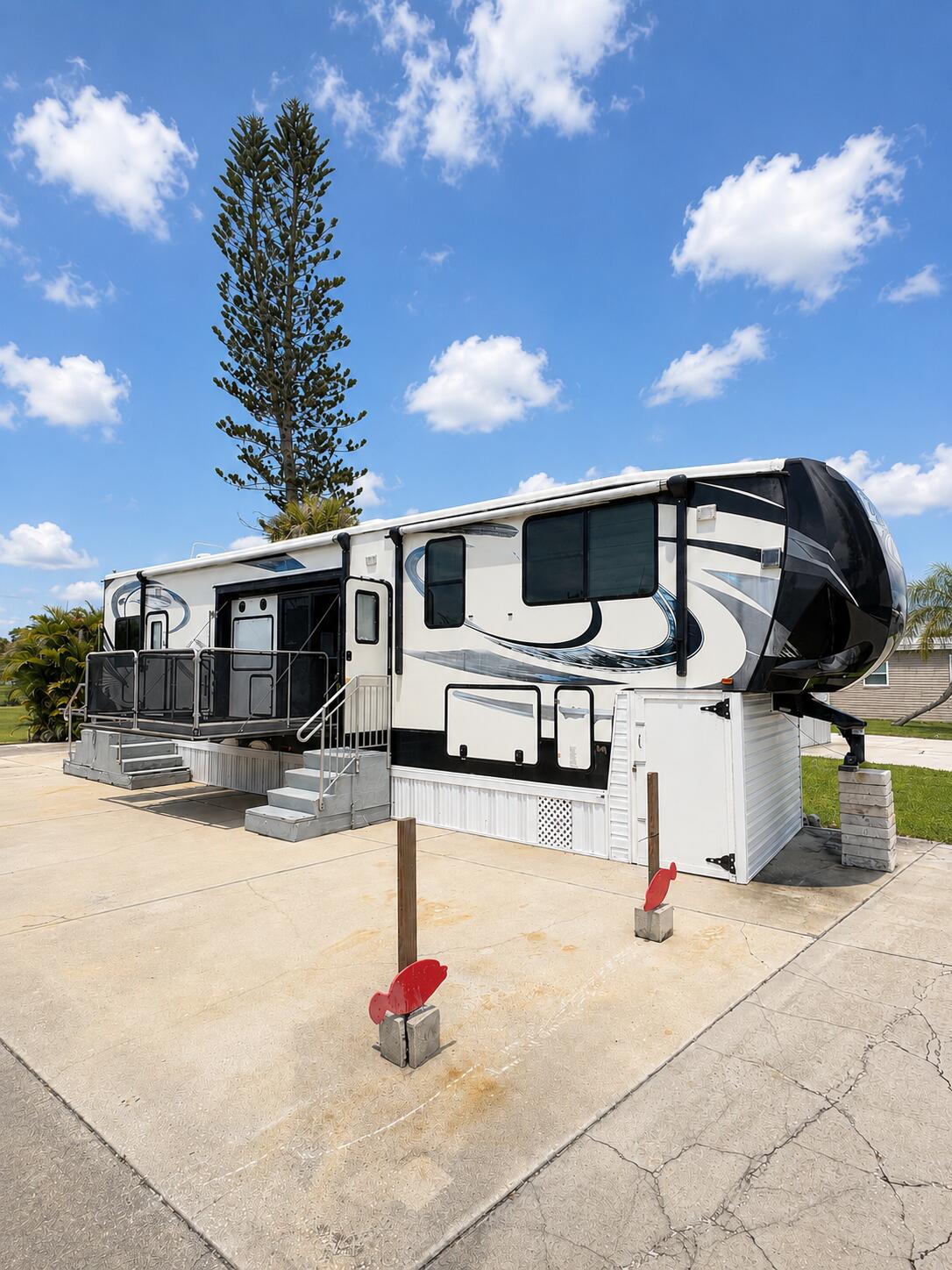 BLUE CYPRESS GOLF & RV RESORT - Residential
