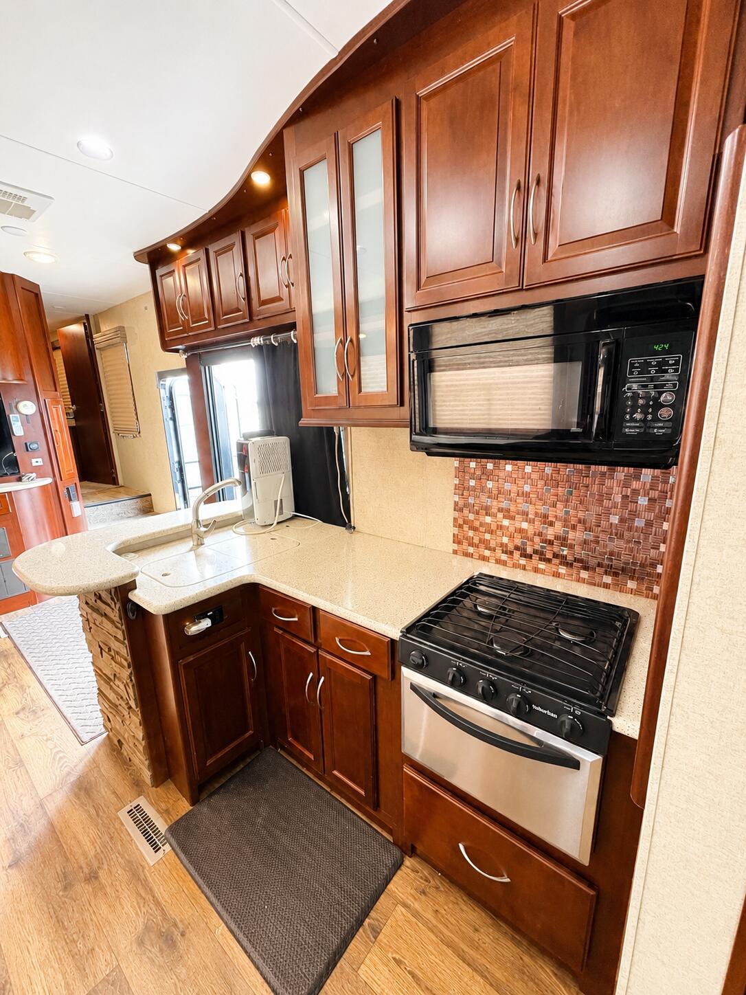 BLUE CYPRESS GOLF & RV RESORT - Residential