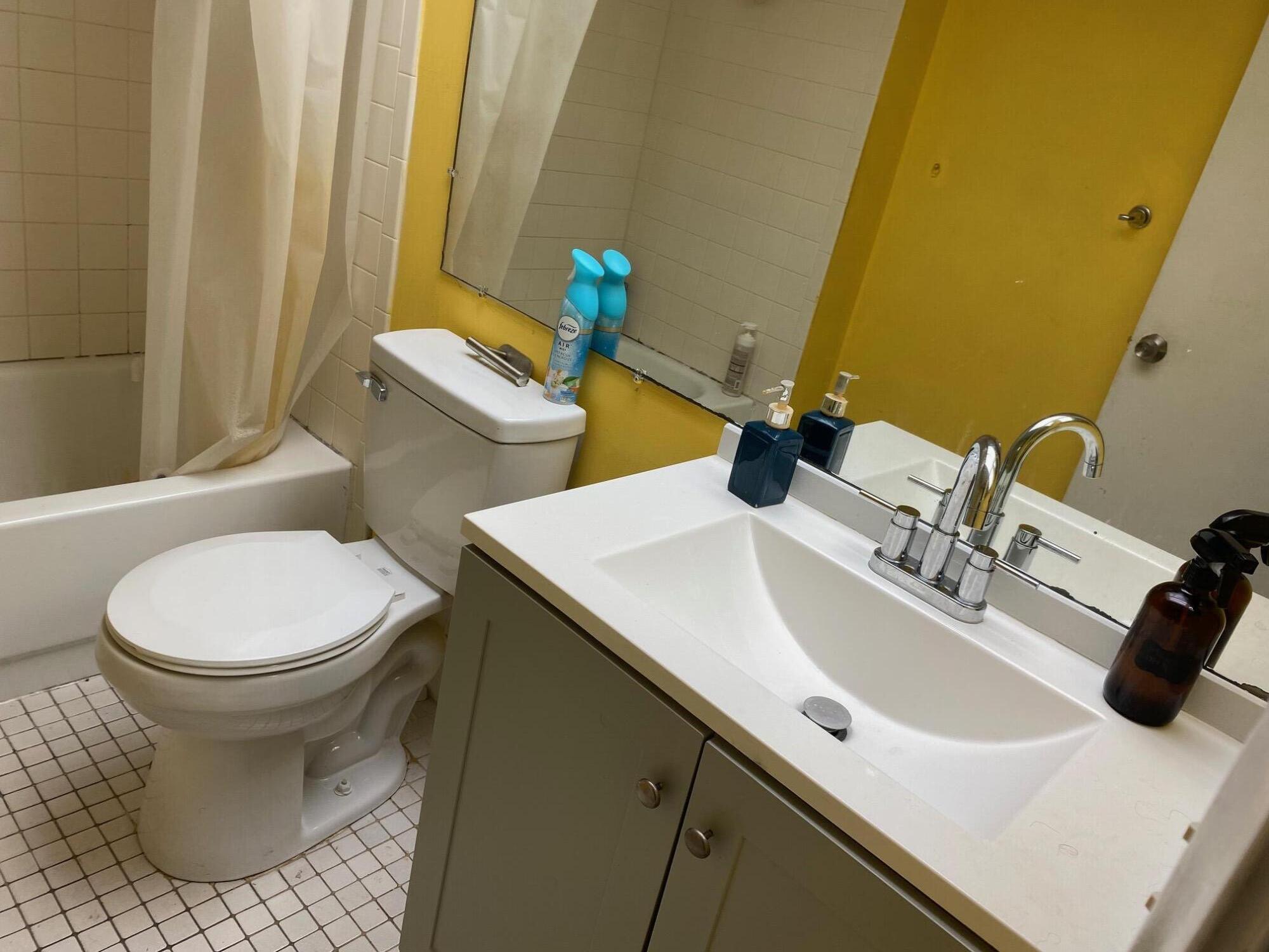 HAWTHORNE AT CENTURY VILLAGE CONDOMINIUM #1 - Residential