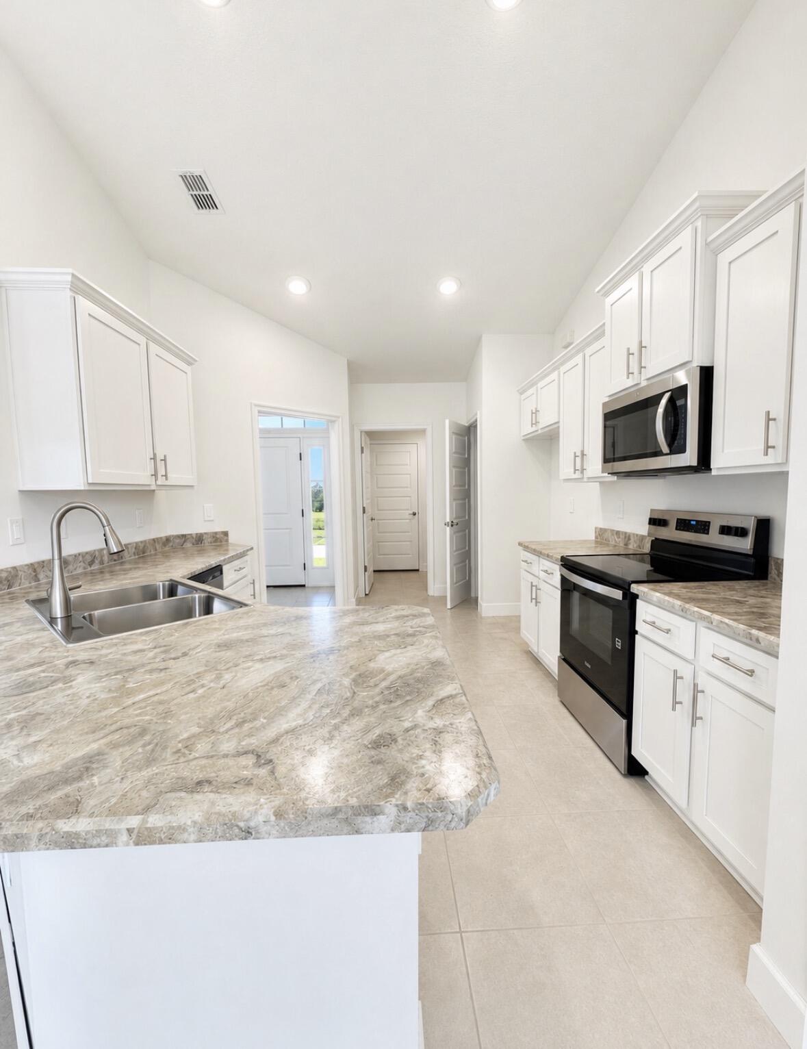 PORT ST LUCIE SECTION 16 - Residential