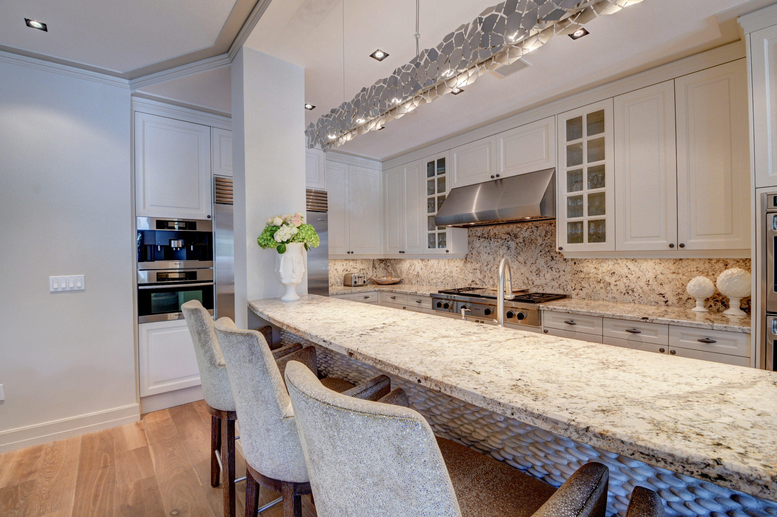 SEAGATE RESIDENCES CONDO - Residential