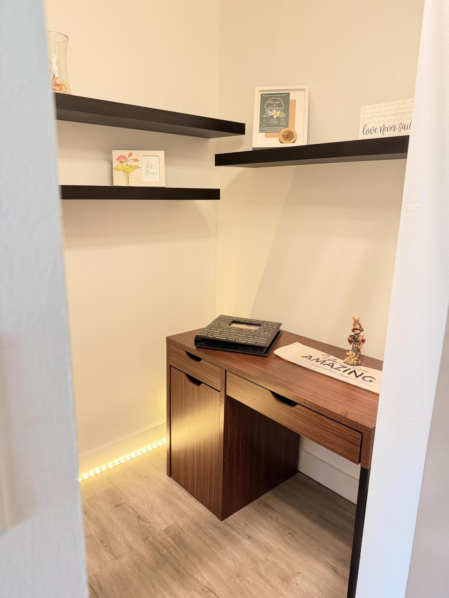 CONCORD VILLAGE CONDOMINIUM V - Residential Lease