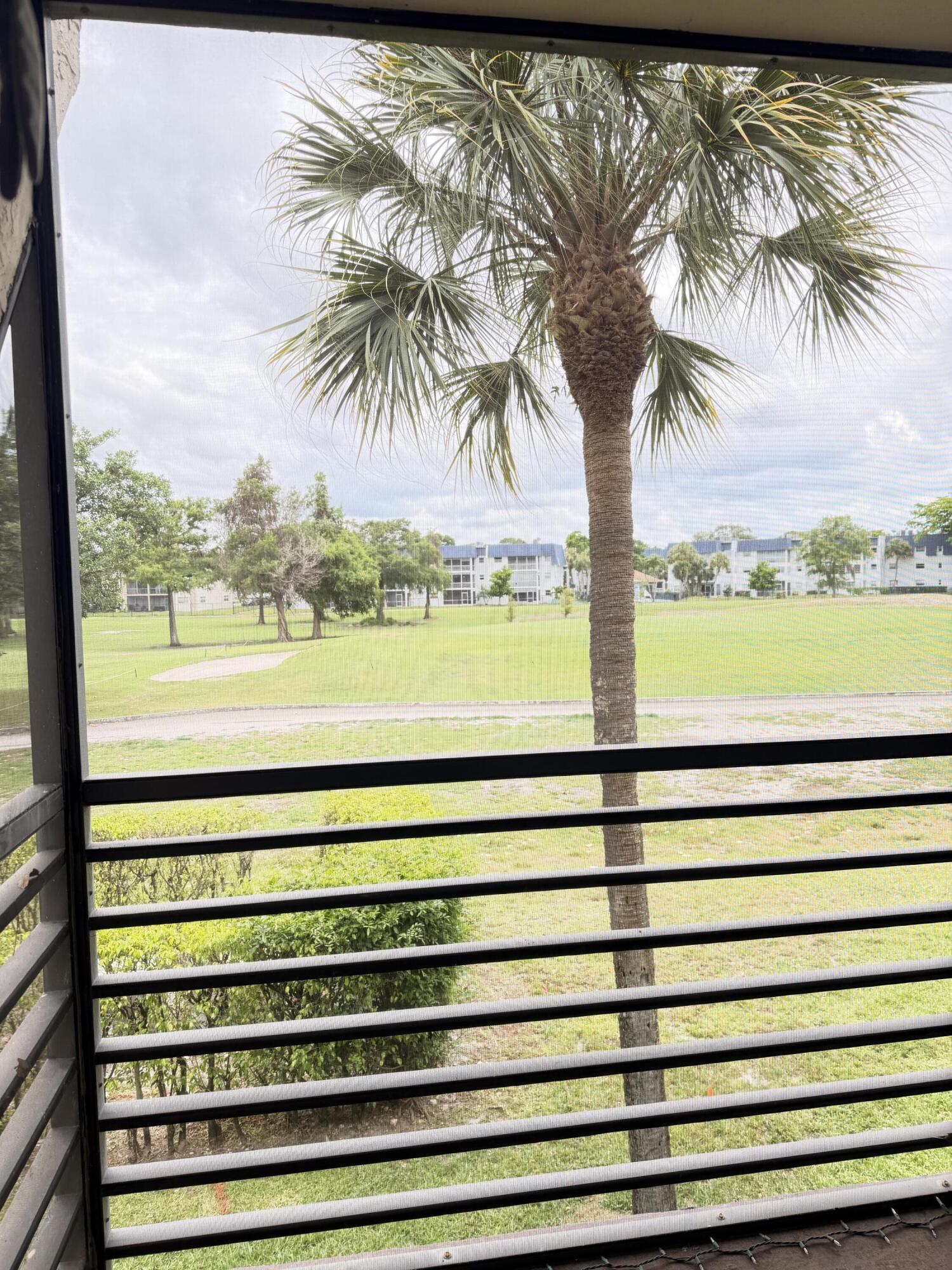 CONCORD VILLAGE CONDOMINIUM V - Residential Lease