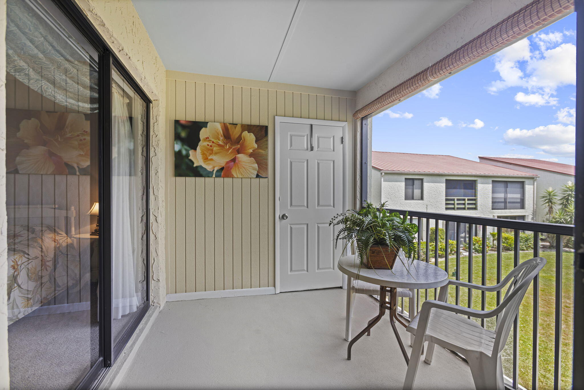 MILES GRANT CONDO - Residential