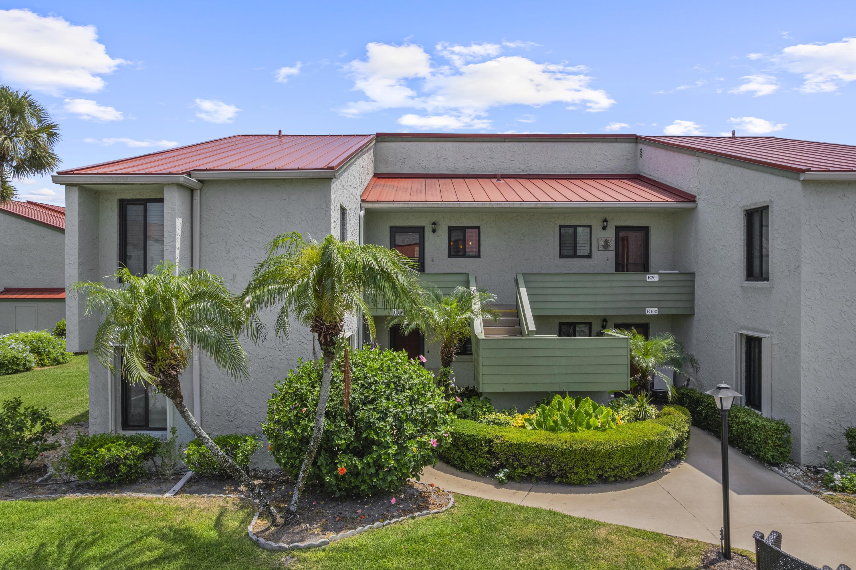 MILES GRANT CONDO - Residential