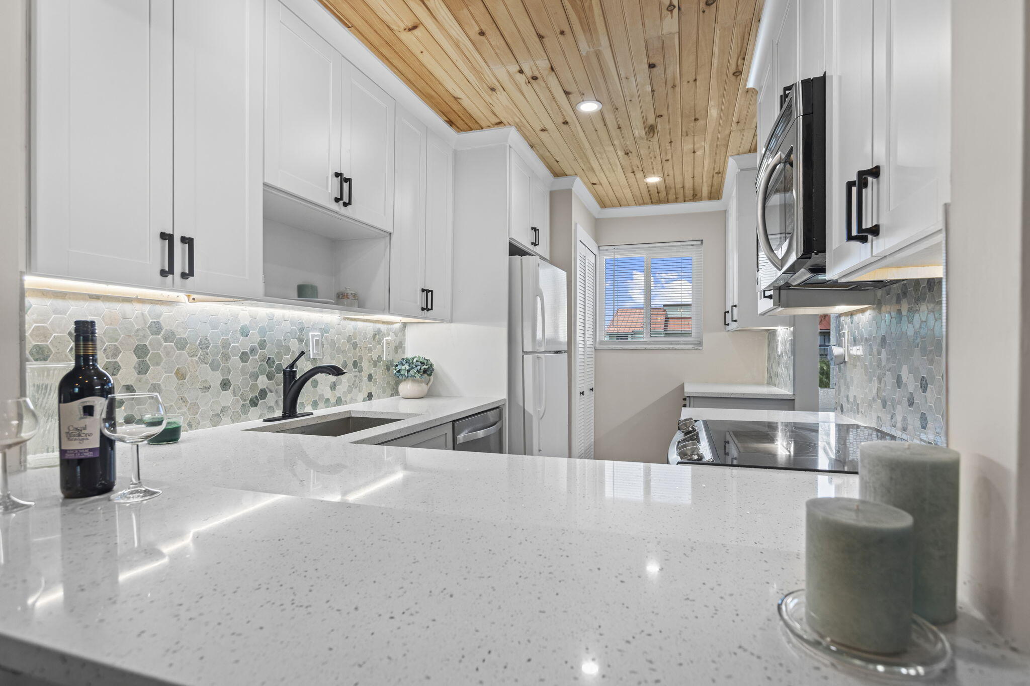 MILES GRANT CONDO - Residential