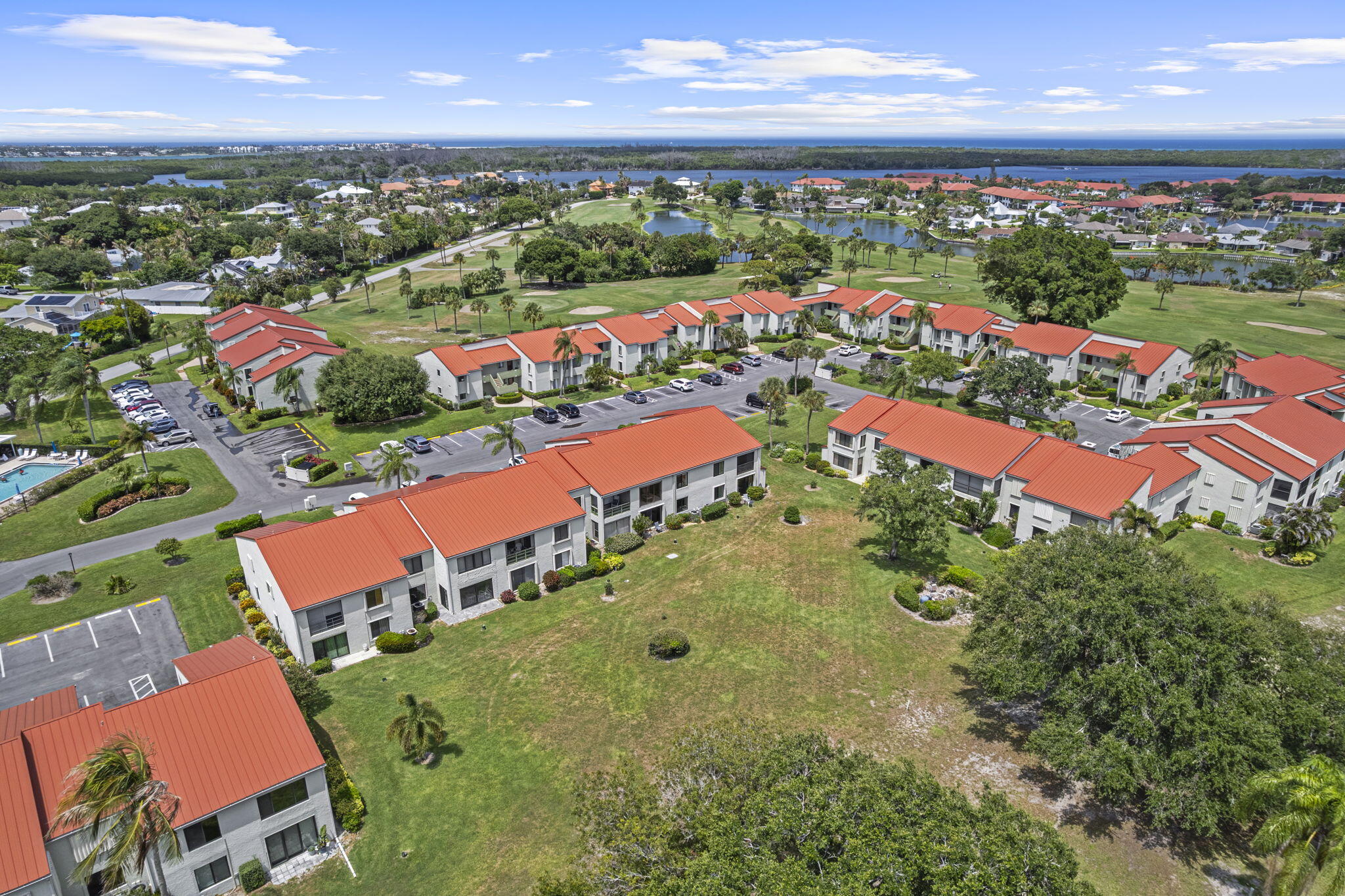 MILES GRANT CONDO - Residential