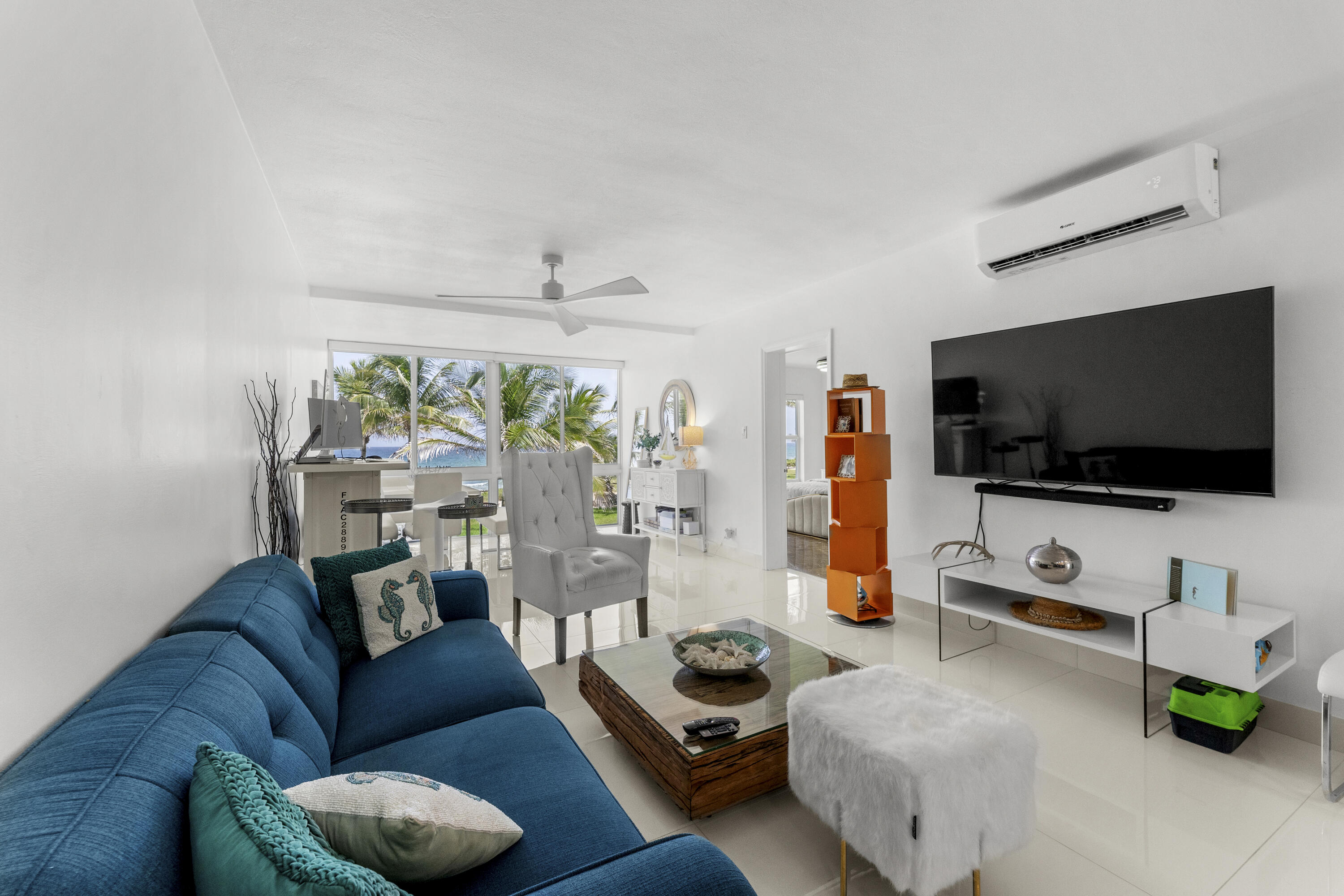 HILLSBORO MILE OCEAN APTS SEC 3 - Residential