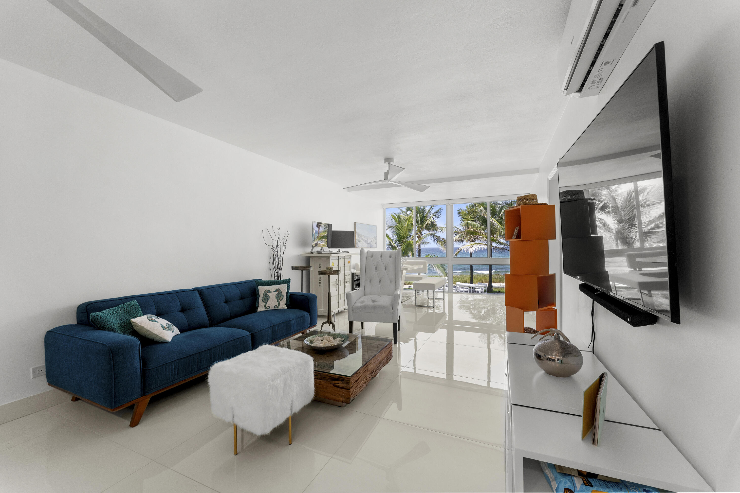 HILLSBORO MILE OCEAN APTS SEC 3 - Residential