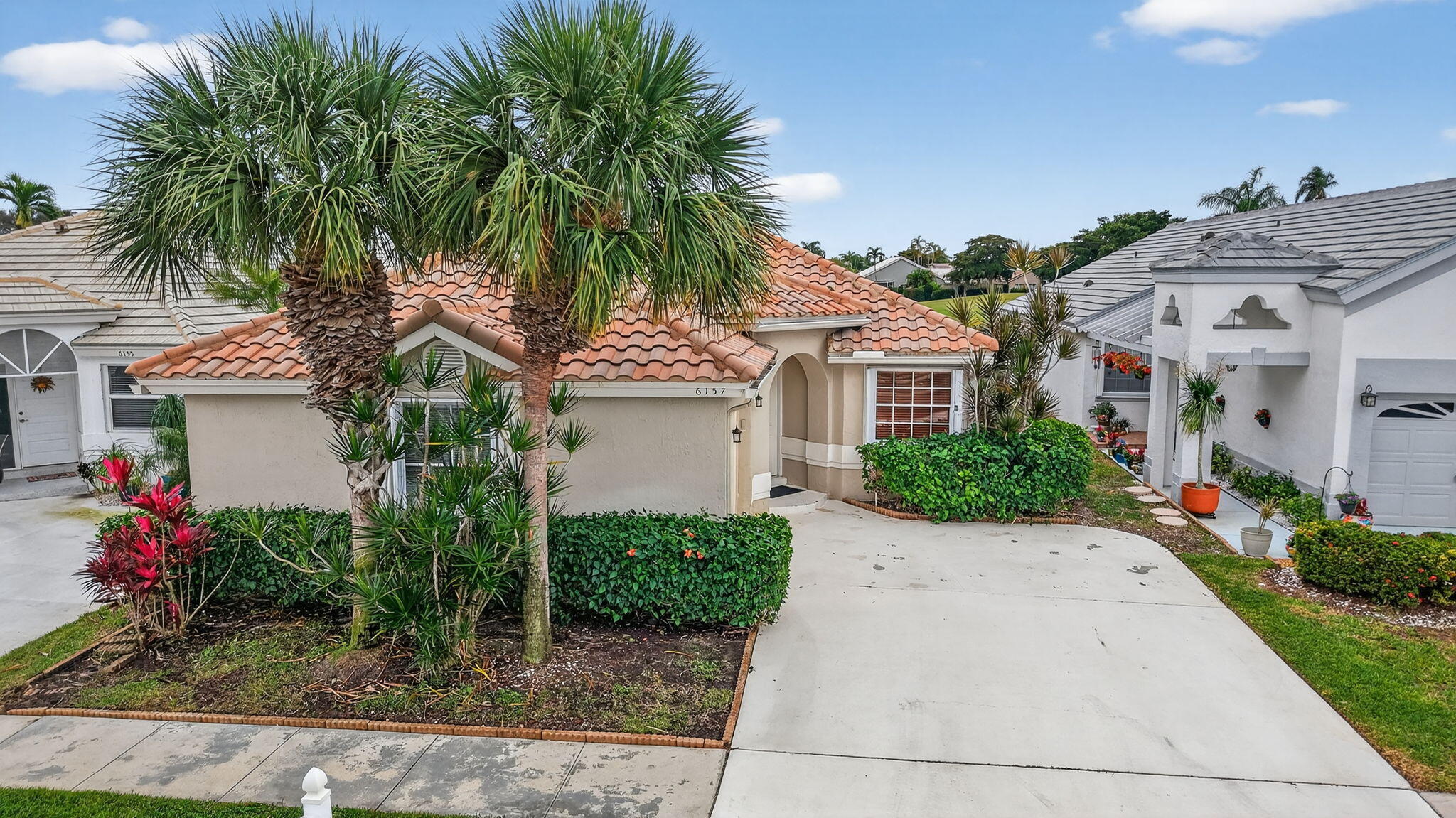 SAWGRASS LAKES HOMES - Residential