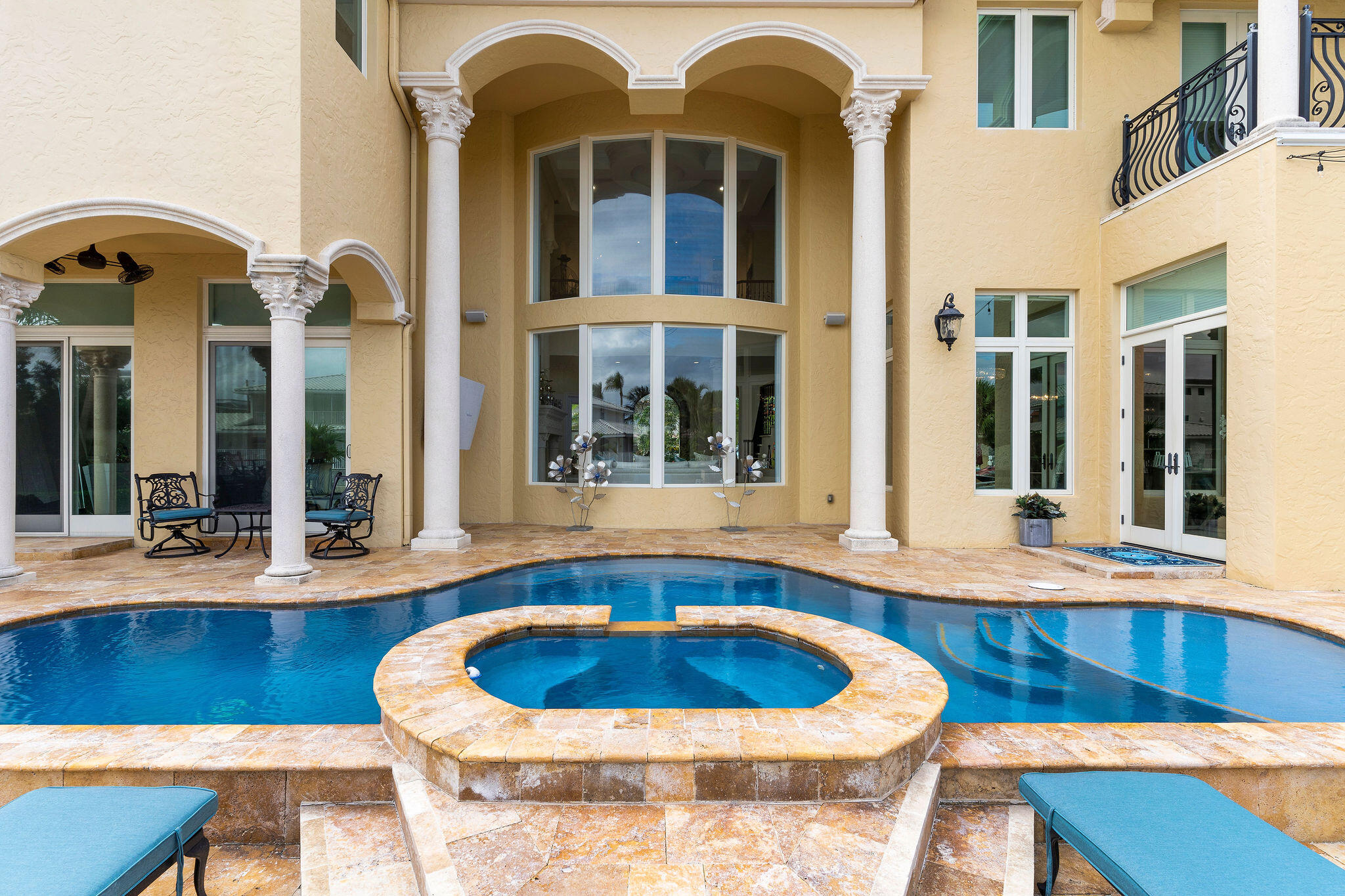 BLUE INLET - Residential