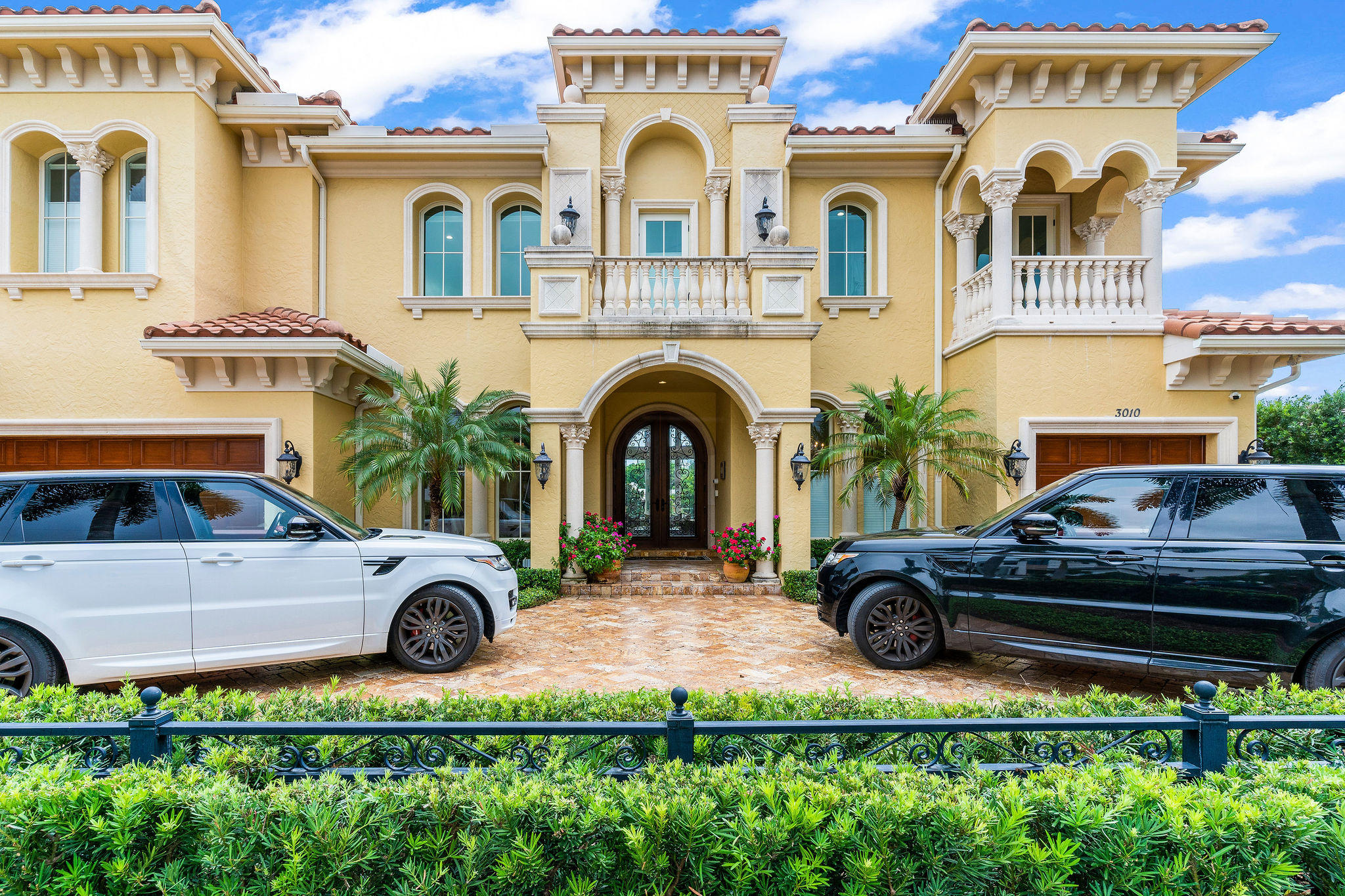 BLUE INLET - Residential