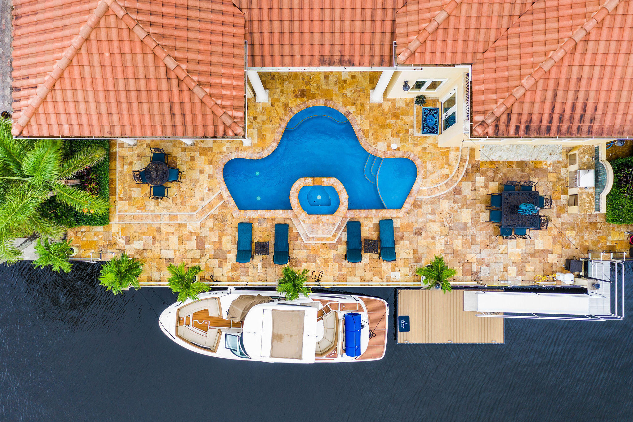 BLUE INLET - Residential