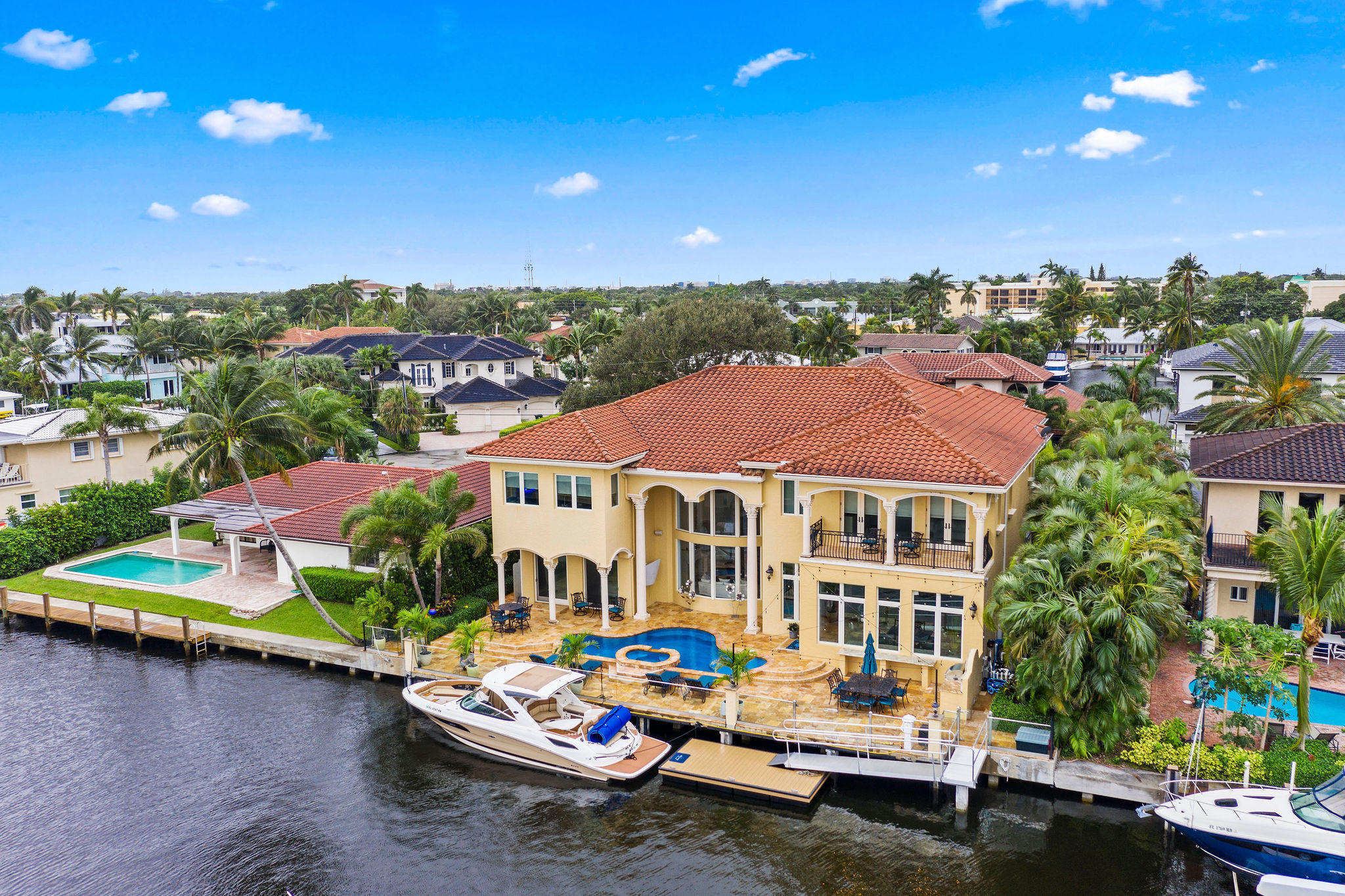 BLUE INLET - Residential