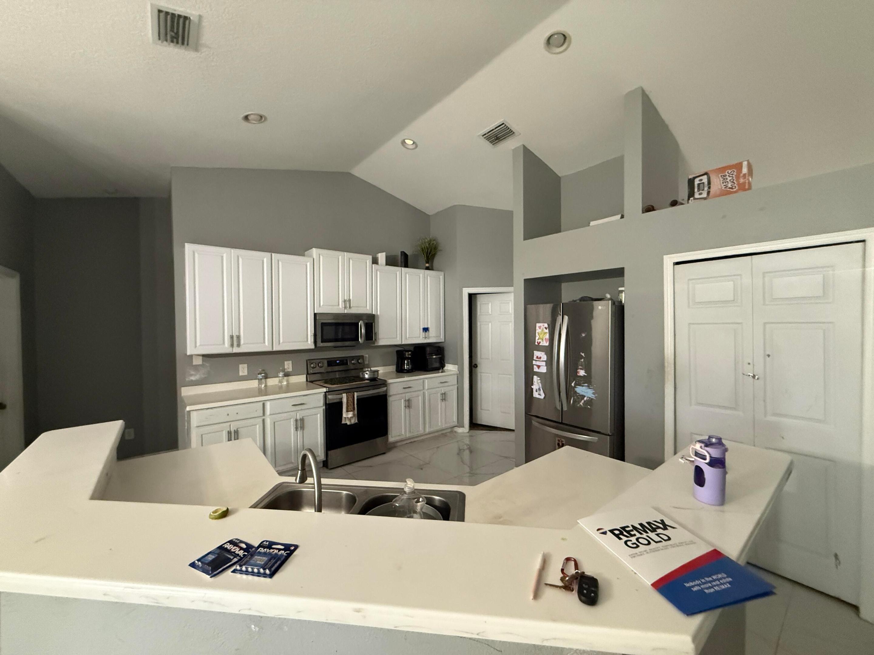 PORT ST LUCIE SECTION 25 - Residential
