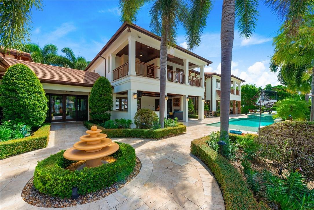 SEVEN ISLES - Residential