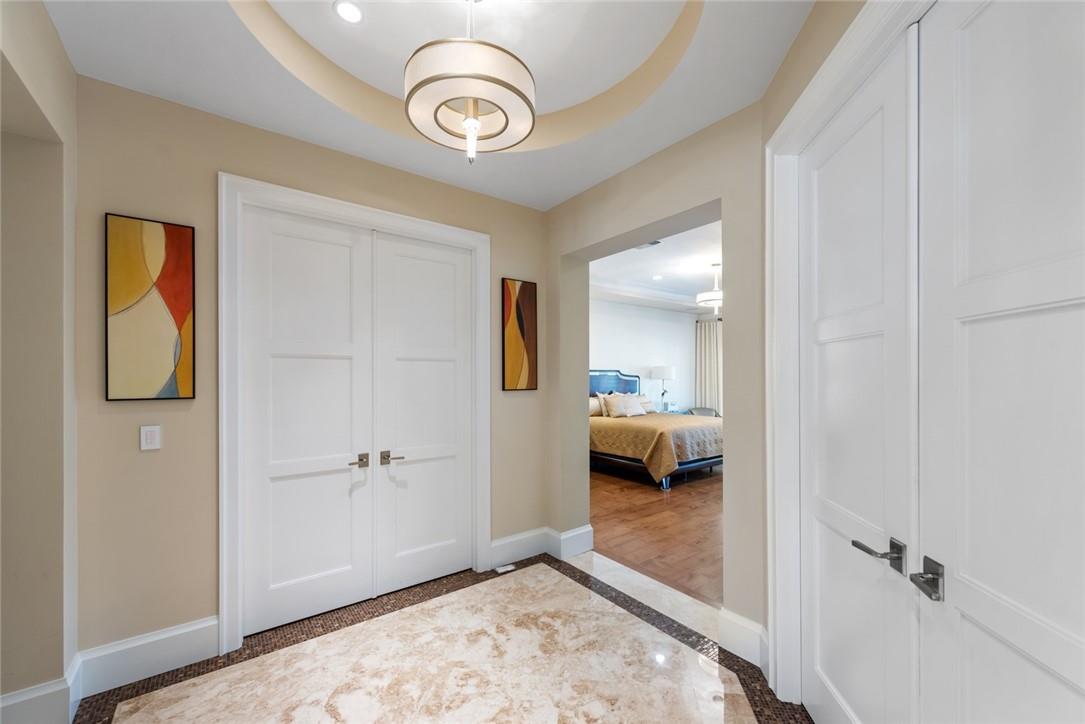 SEVEN ISLES - Residential