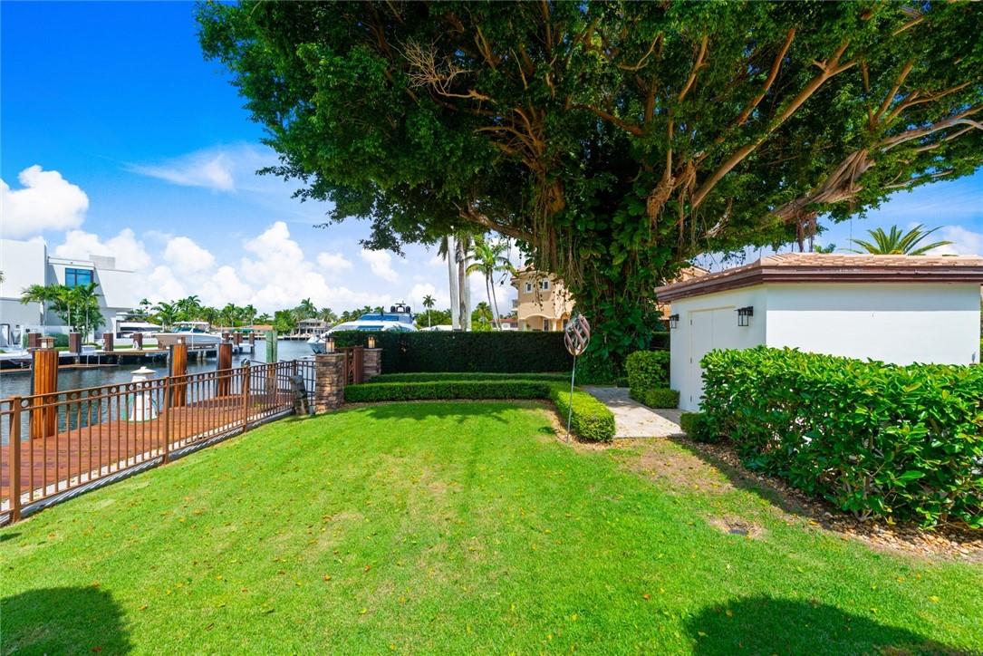 SEVEN ISLES - Residential