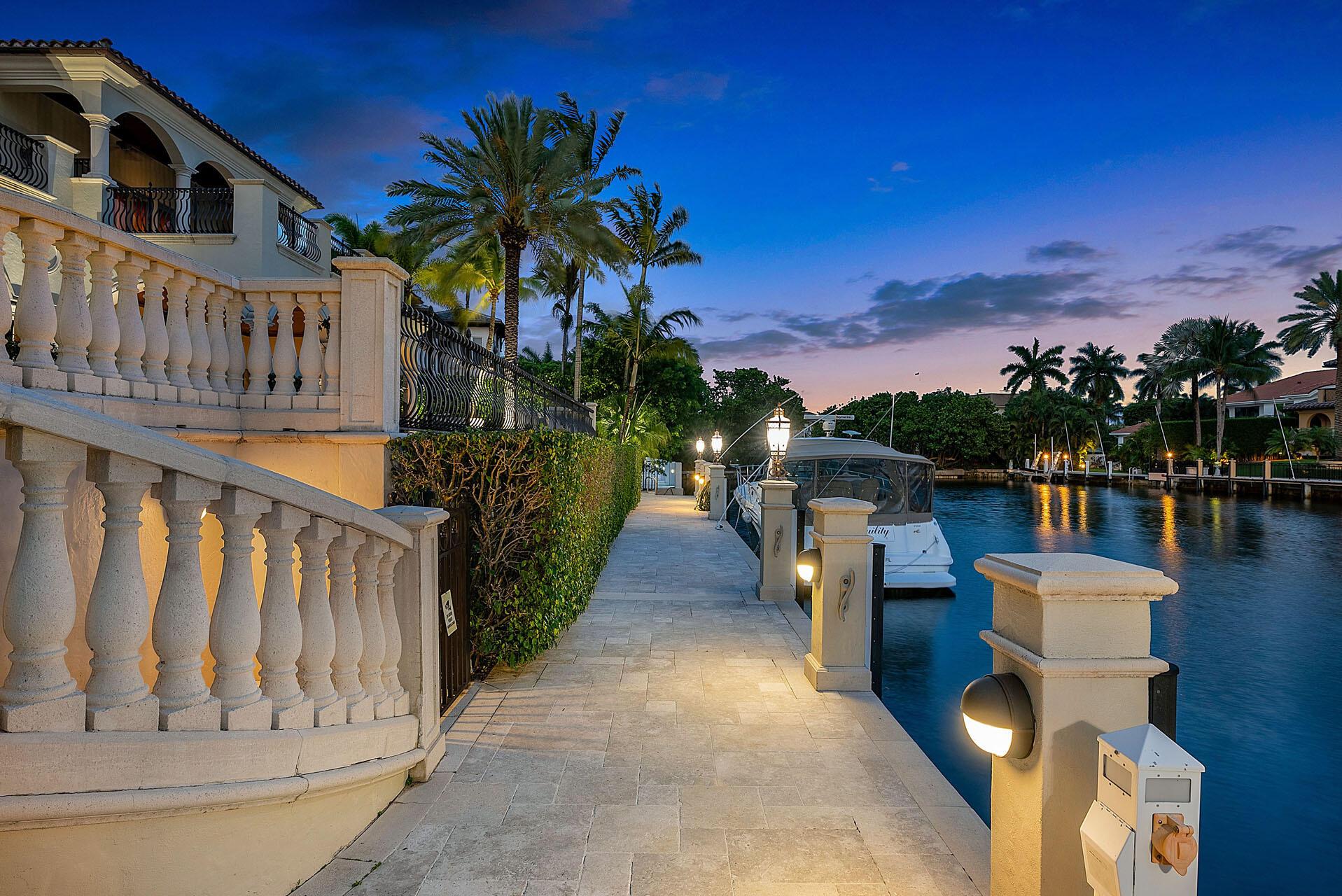 ROYAL PALM YACHT & COUNTRY CLUB - Residential